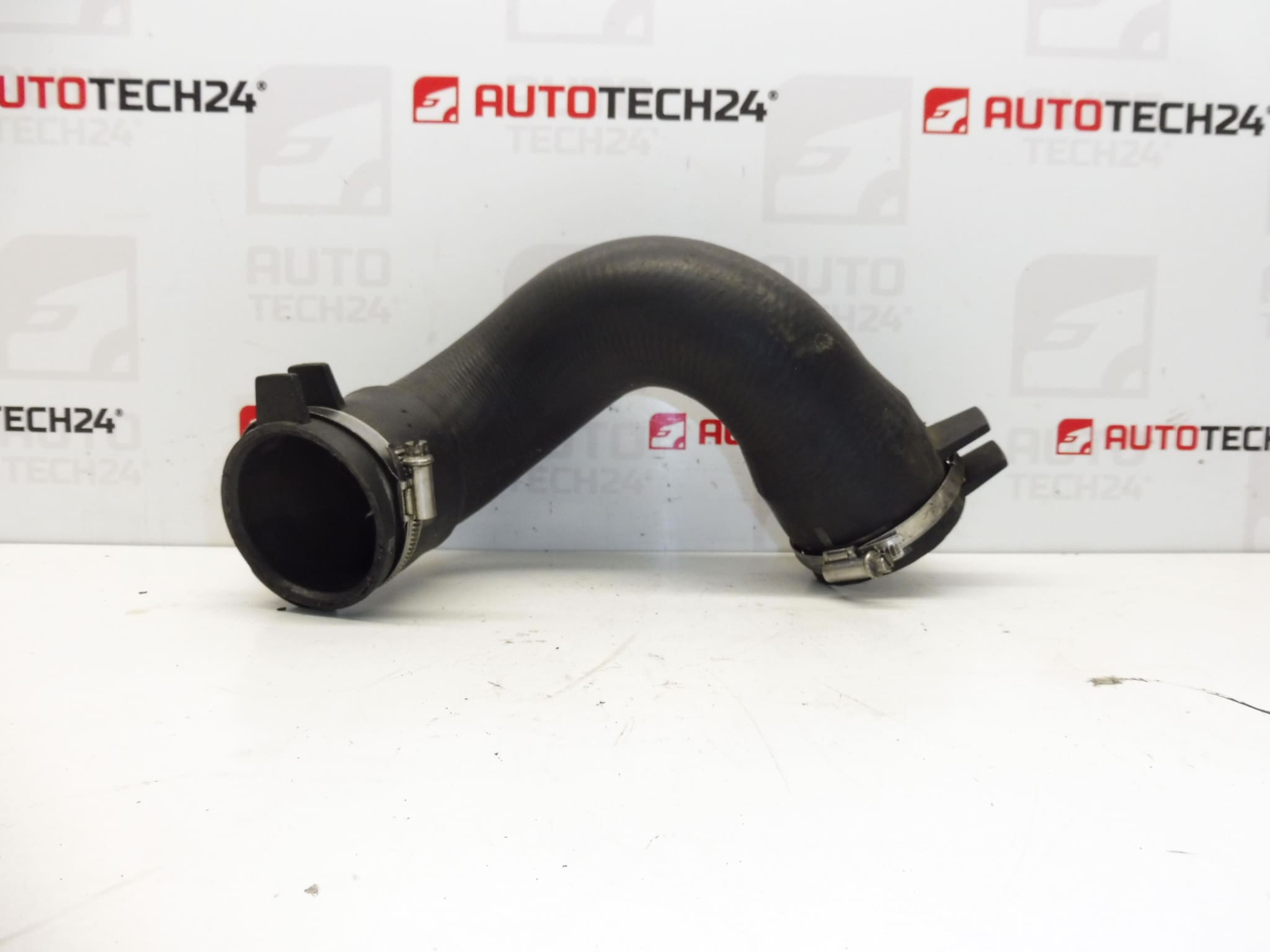 Luftanslutning laddluftkylare Citroën Peugeot 2.0 HDI 0382HA