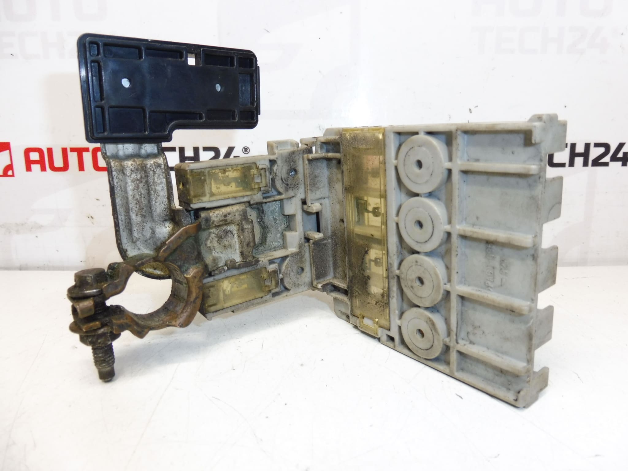 Citroën C-Crosser / Peugeot 4007 6500FC säkringsmodul - Bild 2