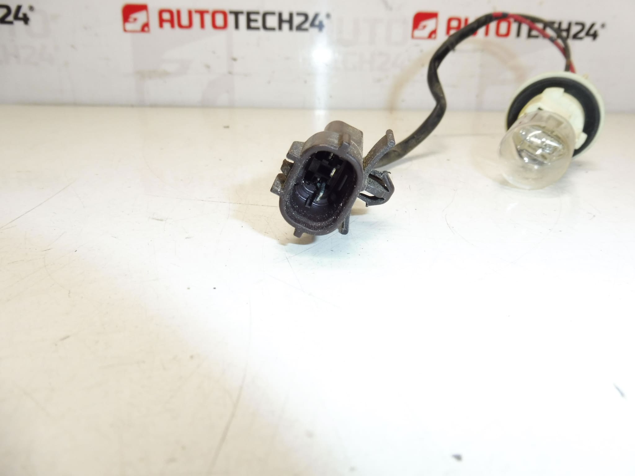 Citroën C-Crosser 621563 - Bild 2