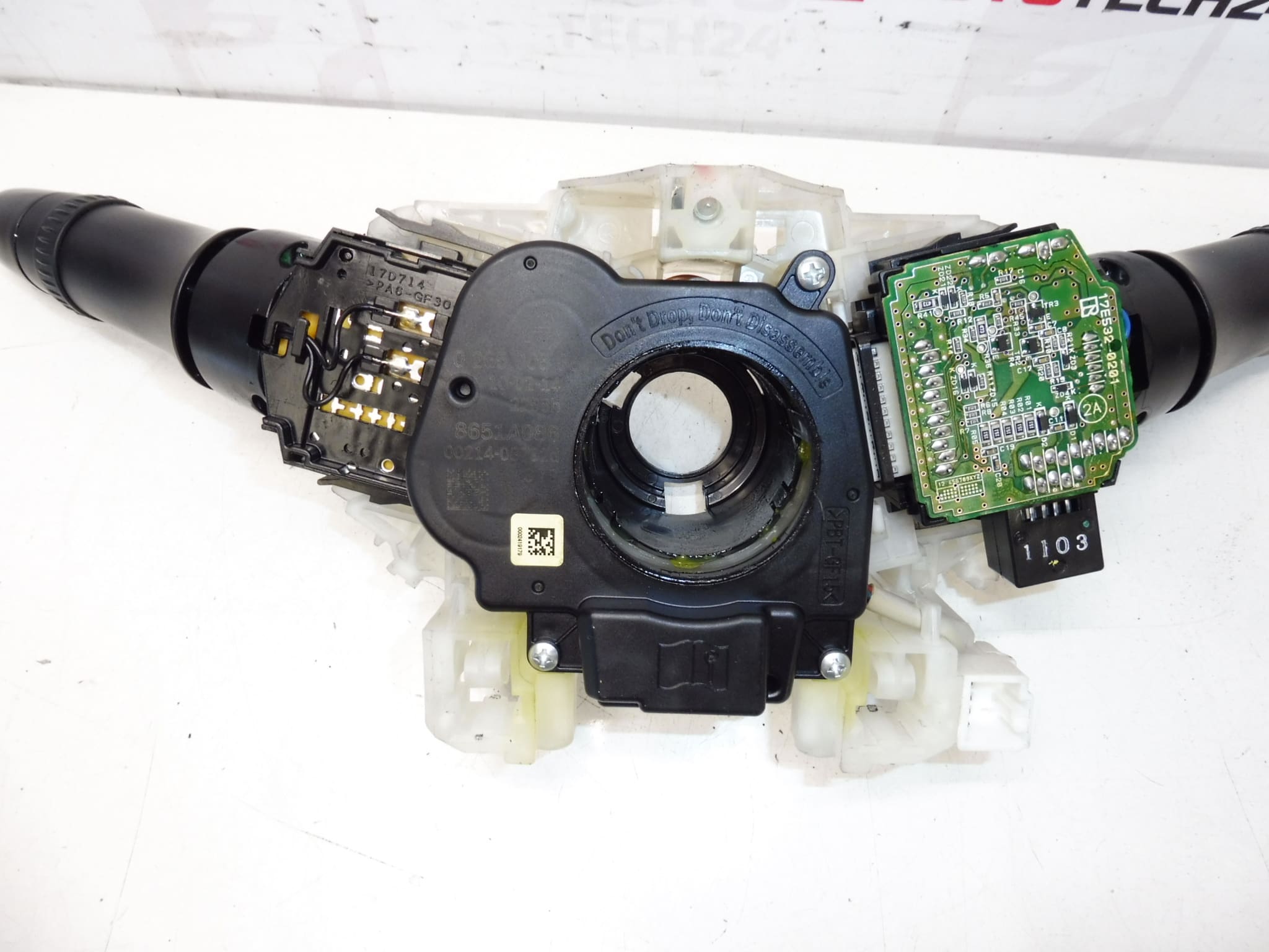 Citroën C-Crosser Peugeot 4007 86000A326 6242AG - Bild 2