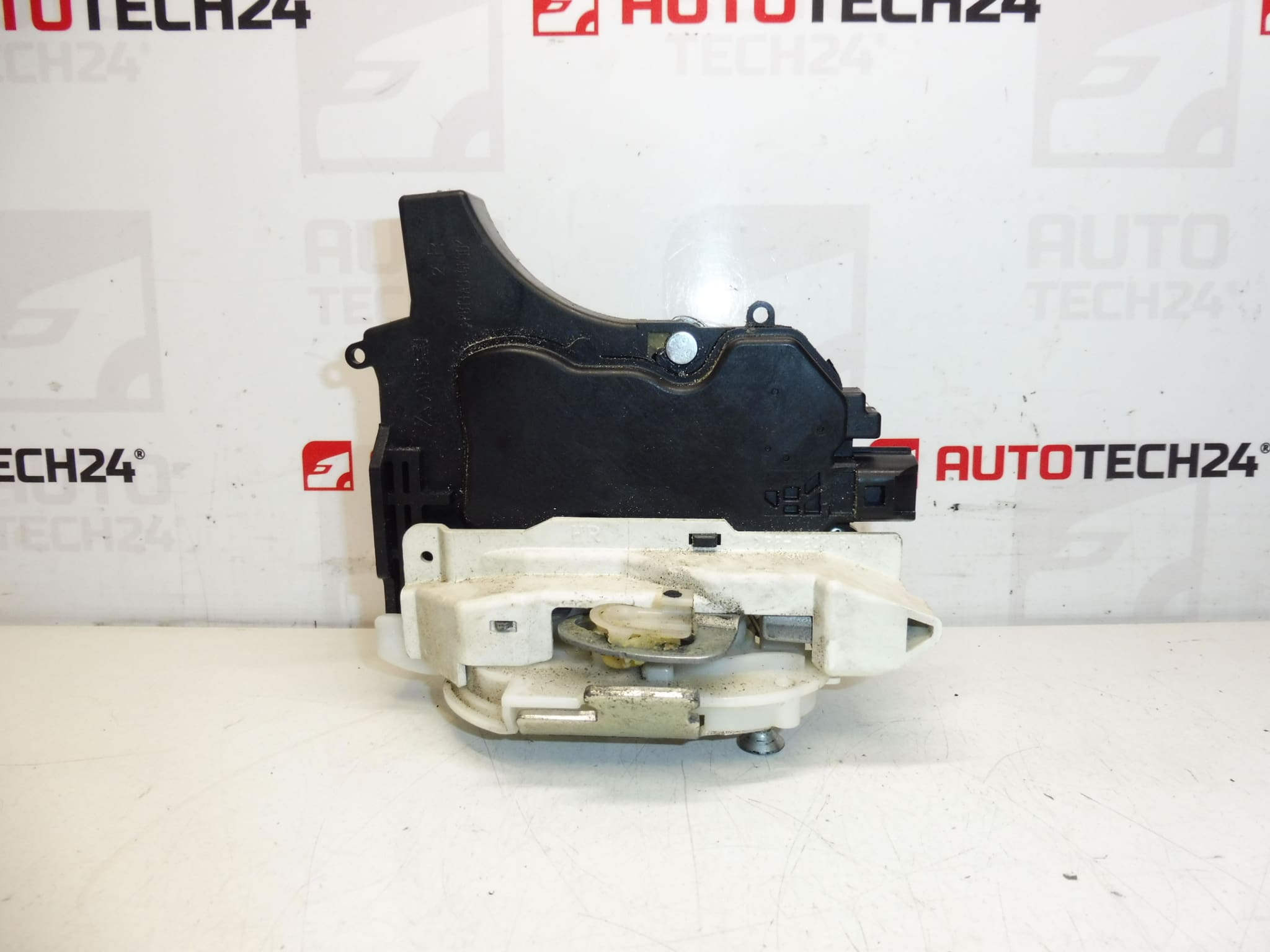 Citroën C-Crosser Peugeot 4007 9138Q6 bakdörrlås