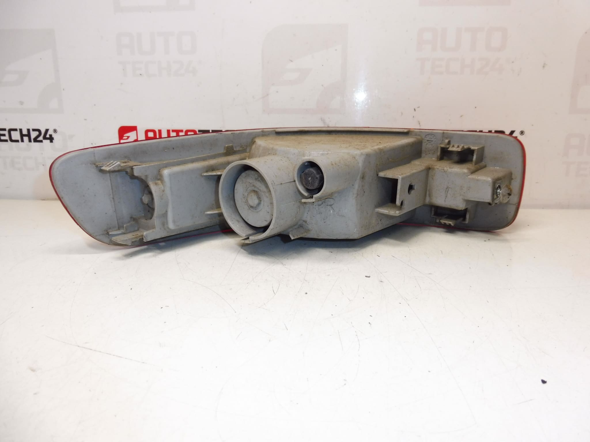 Höger bakre reflektor till stötfångare Citroën C-Crosser 6340F7 - Bild 2