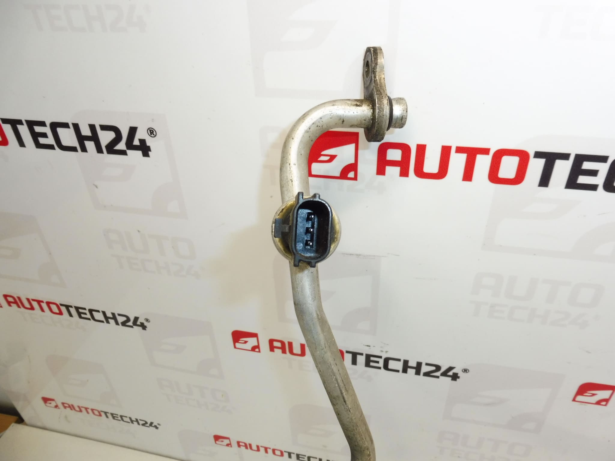 Klimatrör Peugeot 4007 Citroën C-Crosser 1606380480 - Bild 2