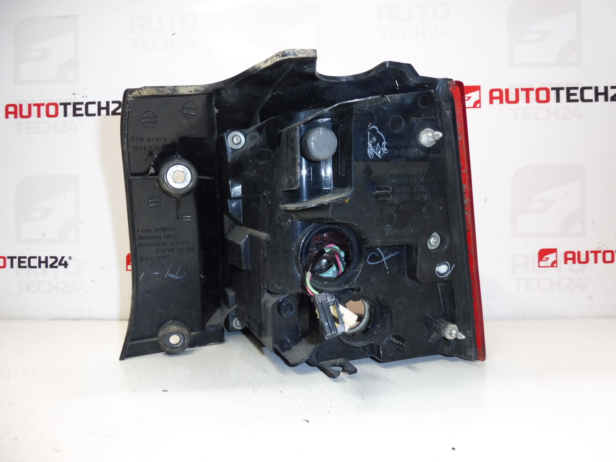 Vänster baklykta Citroën C-Crosser 6350EH - Bild 2