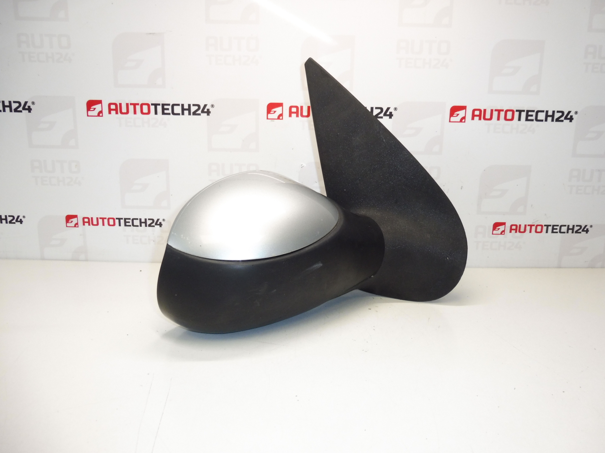 Höger spegel Peugeot 206 EZRC 96432613XT 8154JC