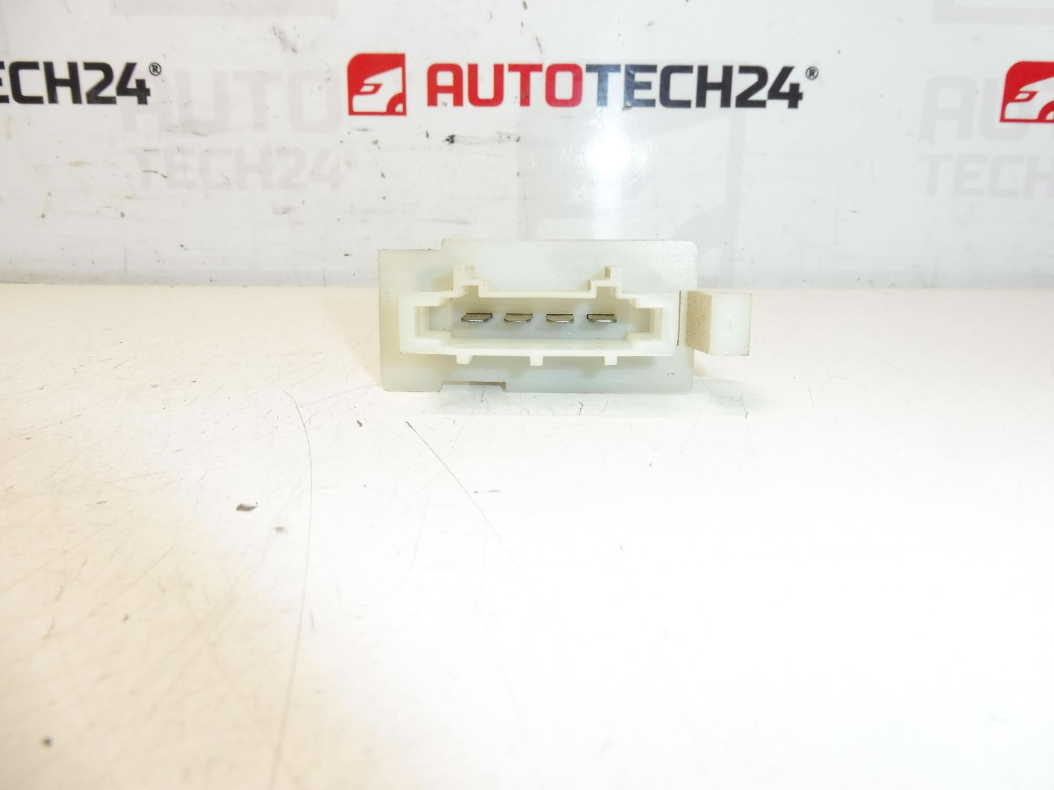 Citroën Peugeot 6450nv fläktkontroller - Bild 2