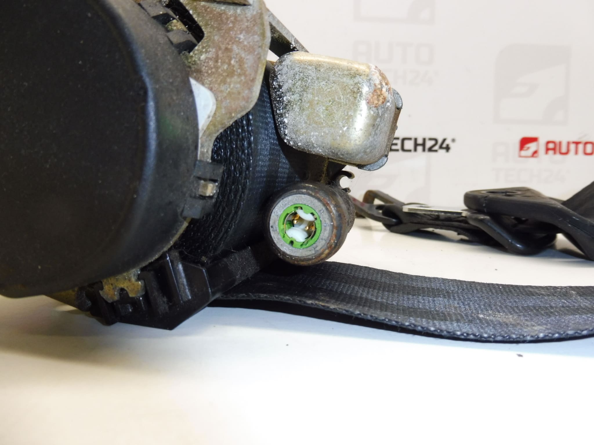 Höger pyrobälte säkerhetsbälte Peugeot 206 206+ 96361048XX 8973SG - Bild 2