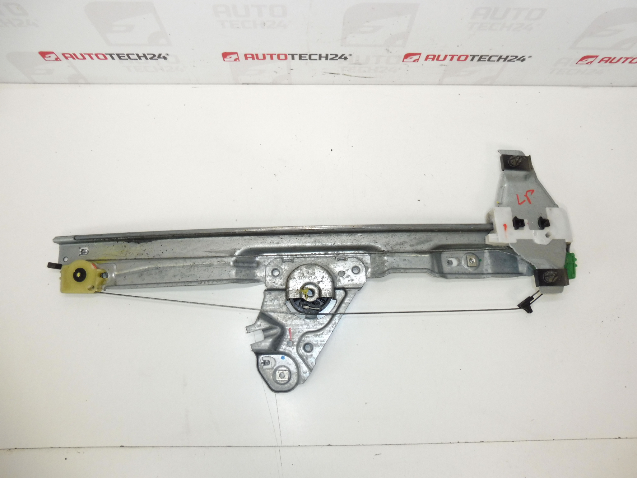 Peugeot 308 Vänster fönsterlindningsmekanism 9658927080 9221CW