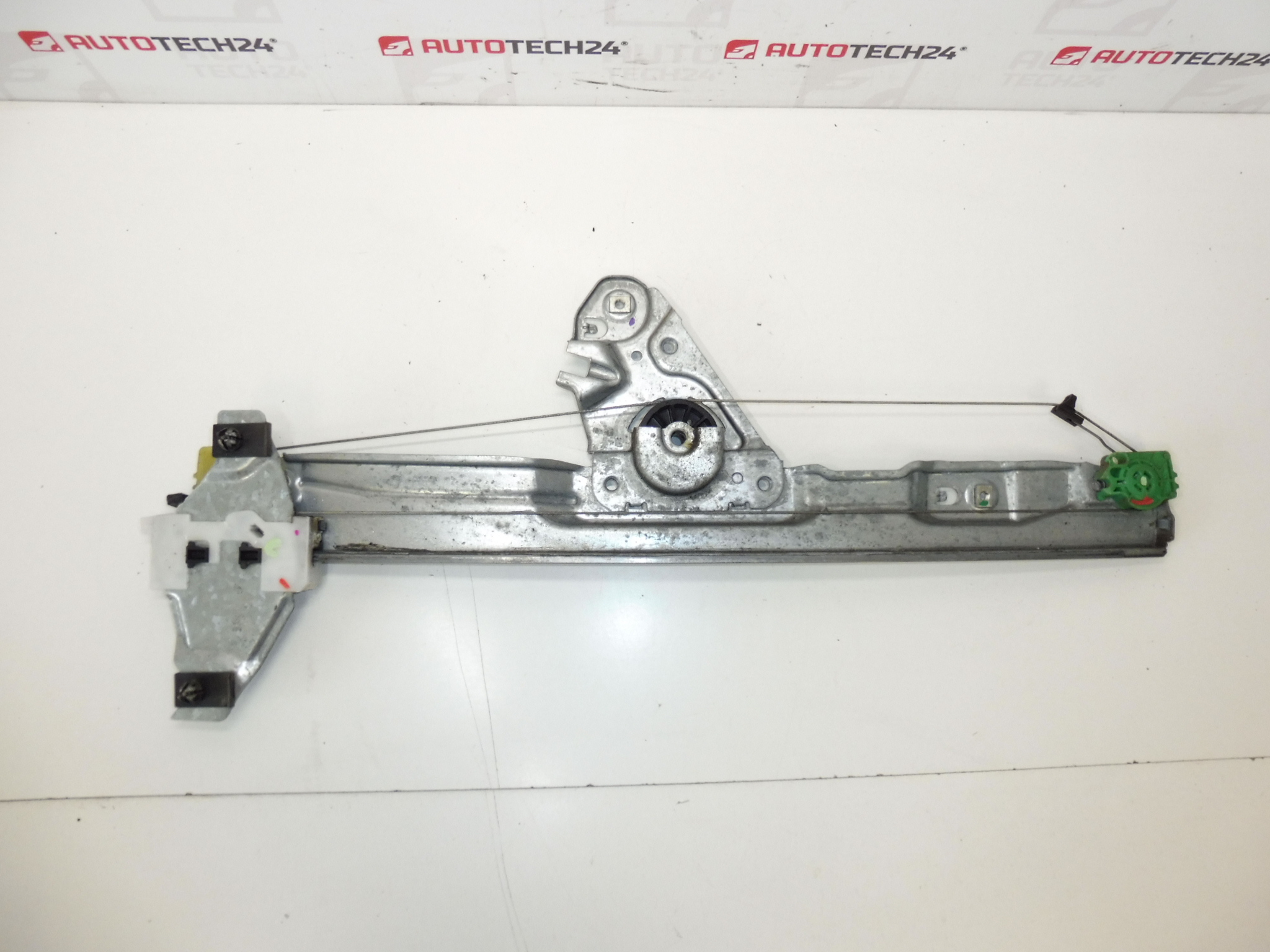 Höger fönsterdragmekanism Peugeot 308 9658926980 9222CV