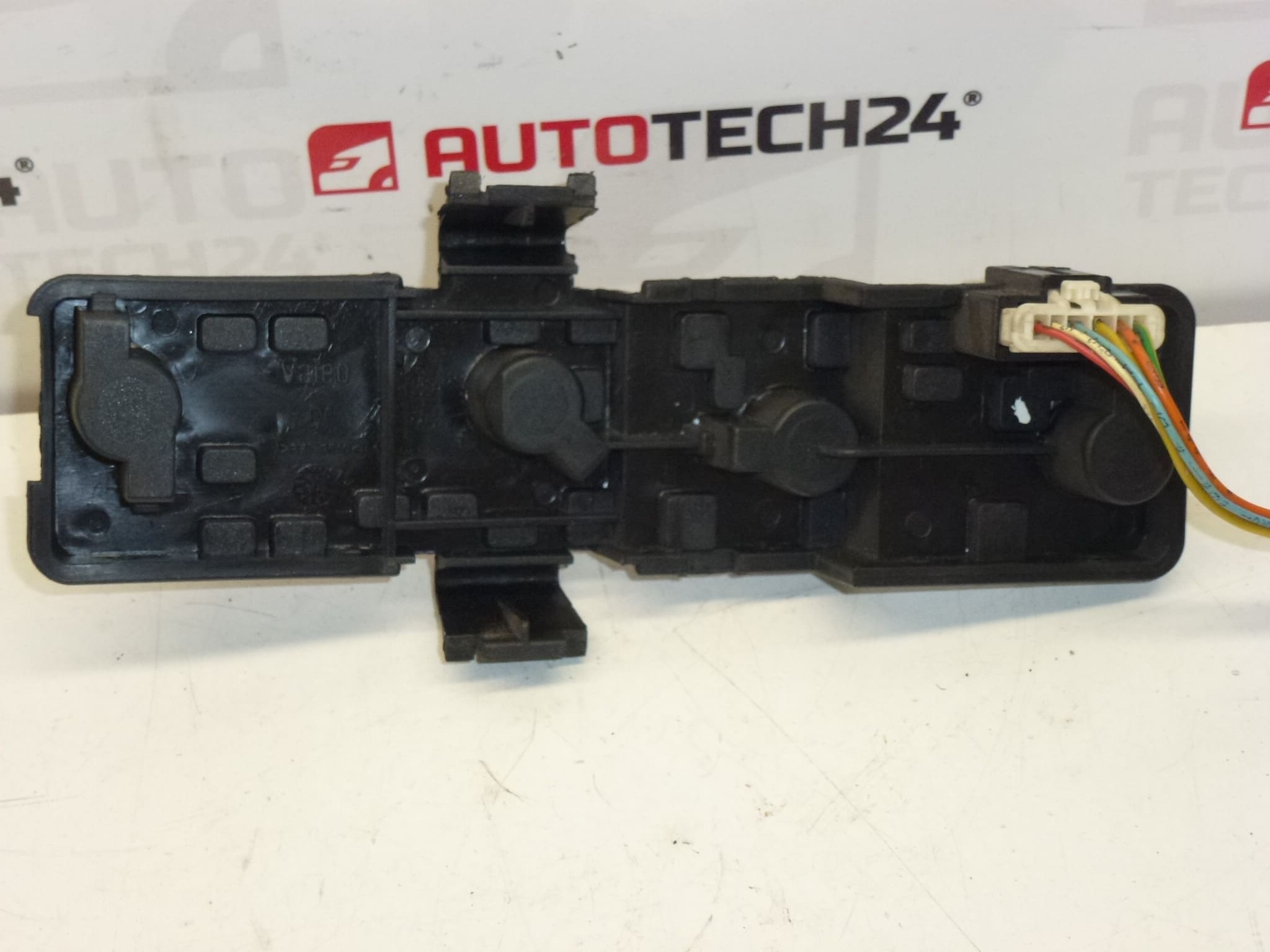 Glödlampssockel med kabelbit höger baklykta Citroën Xsara Picasso 6351N0 6351T2 - Bild 2