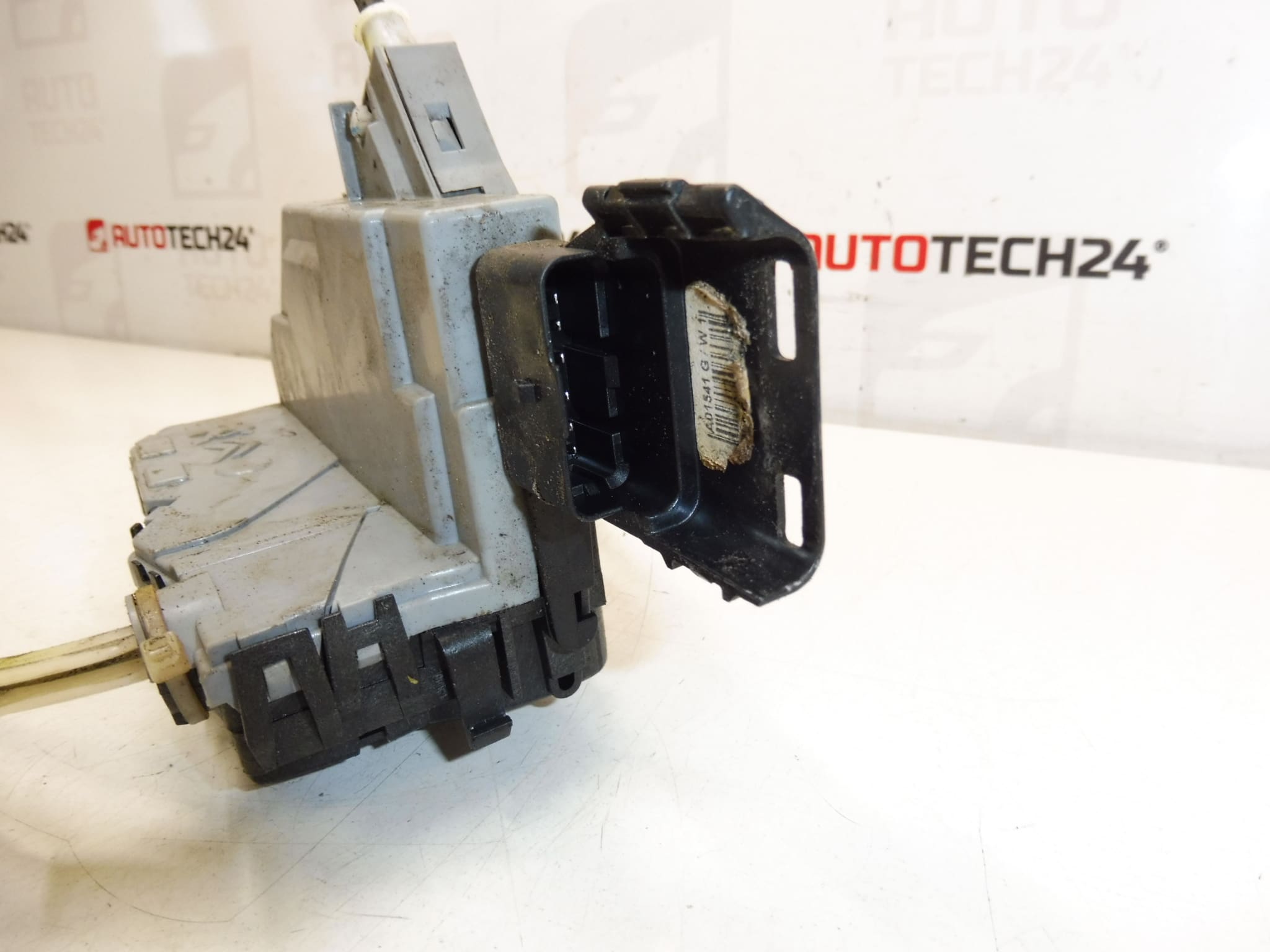 Höger bakre passagerardörrlås Peugeot 3008 5008 9800623880 9138Z2 - Bild 2