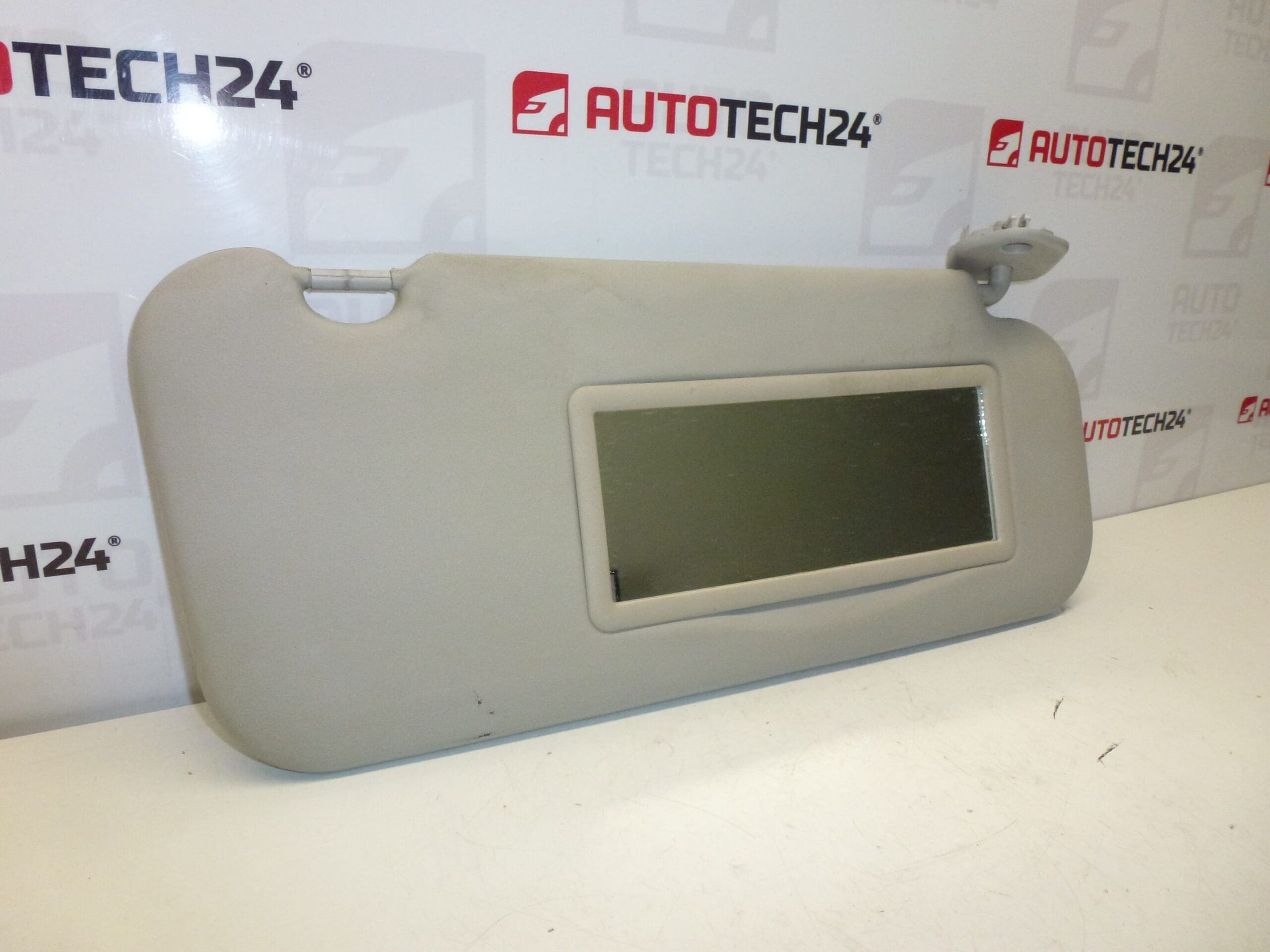 Höger solskydd Citroën Peugeot 8143HL 8143FT