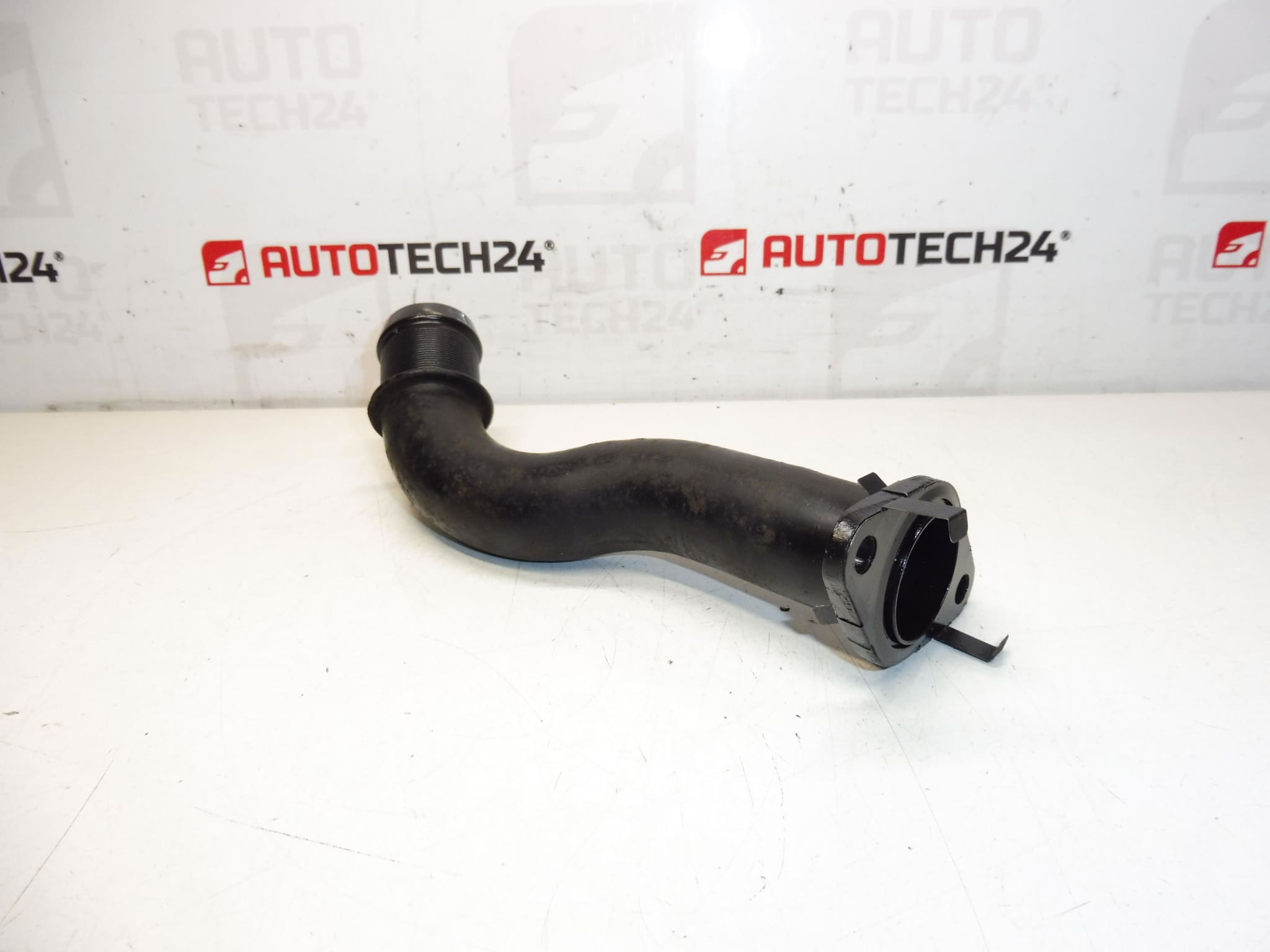 Luftanslutning Citroën Peugeot 2.0 HDI 0382NC