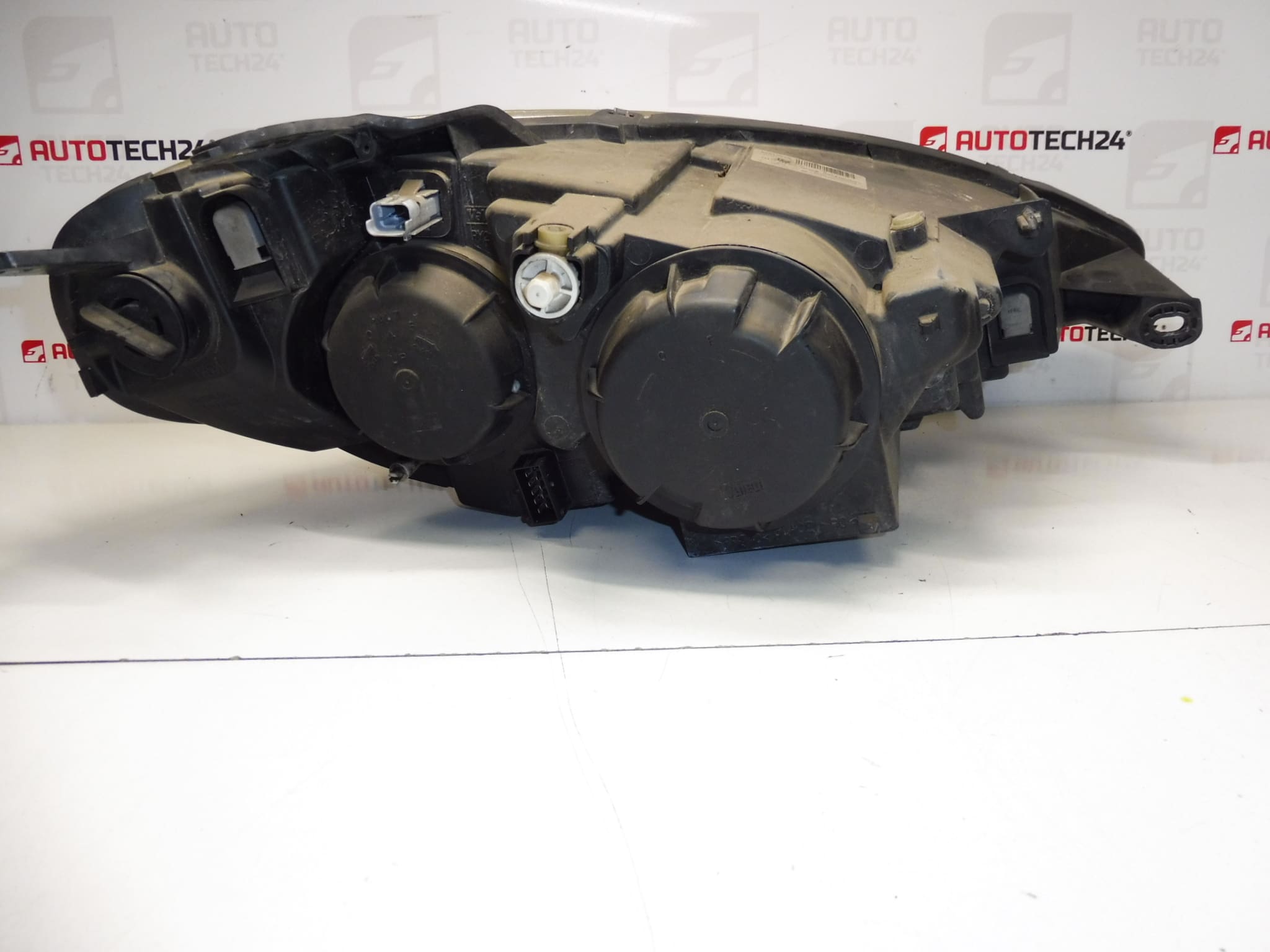 Peugeot 807 främre vänster strålkastare 1400964380 89901574 6208F1 - Bild 2