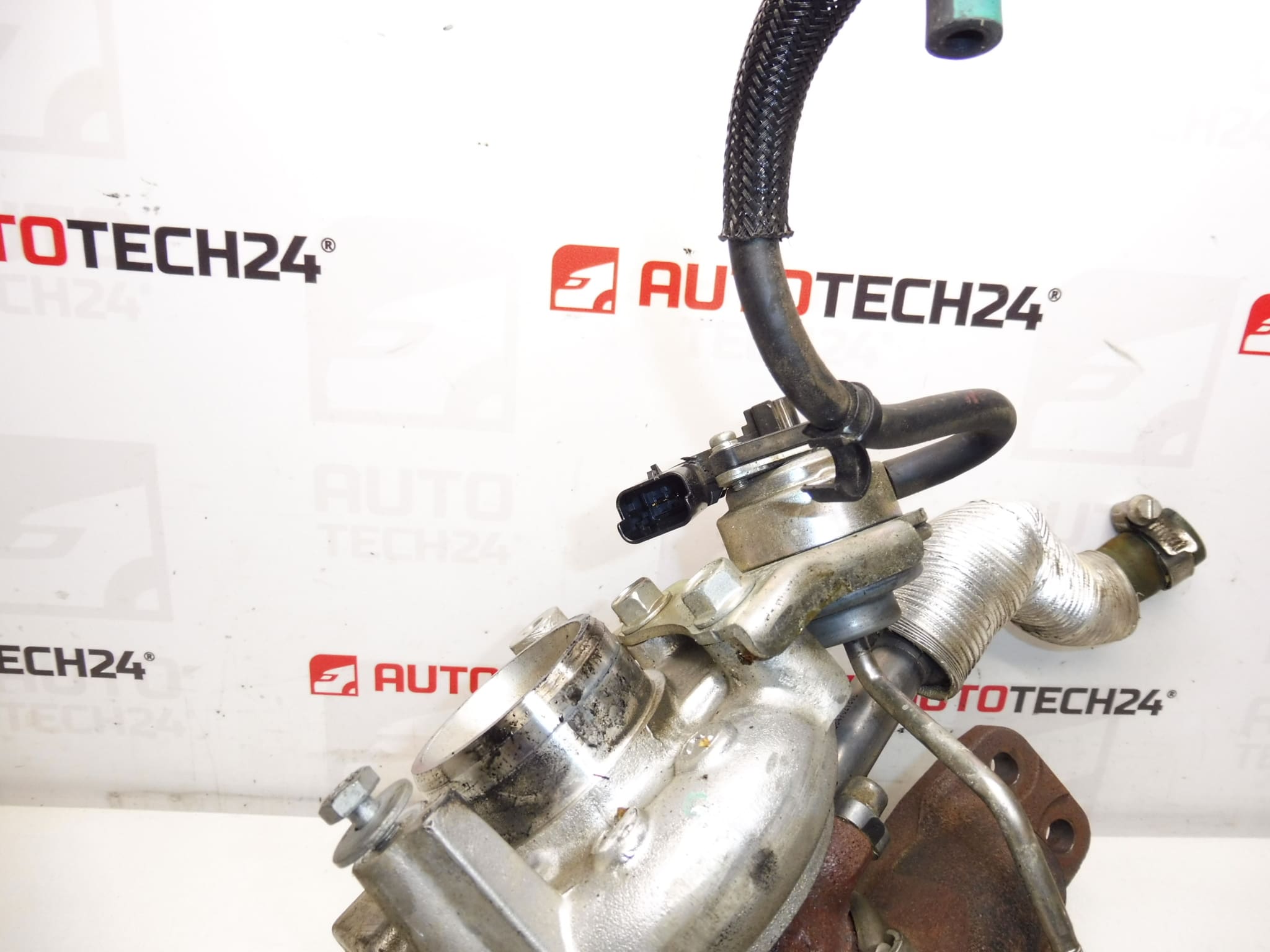 Turbo Citroën Peugeot 1.6 HDI 68KW 63 tusen km 9673283680 TD02H2-07TVT-21 - Bild 2