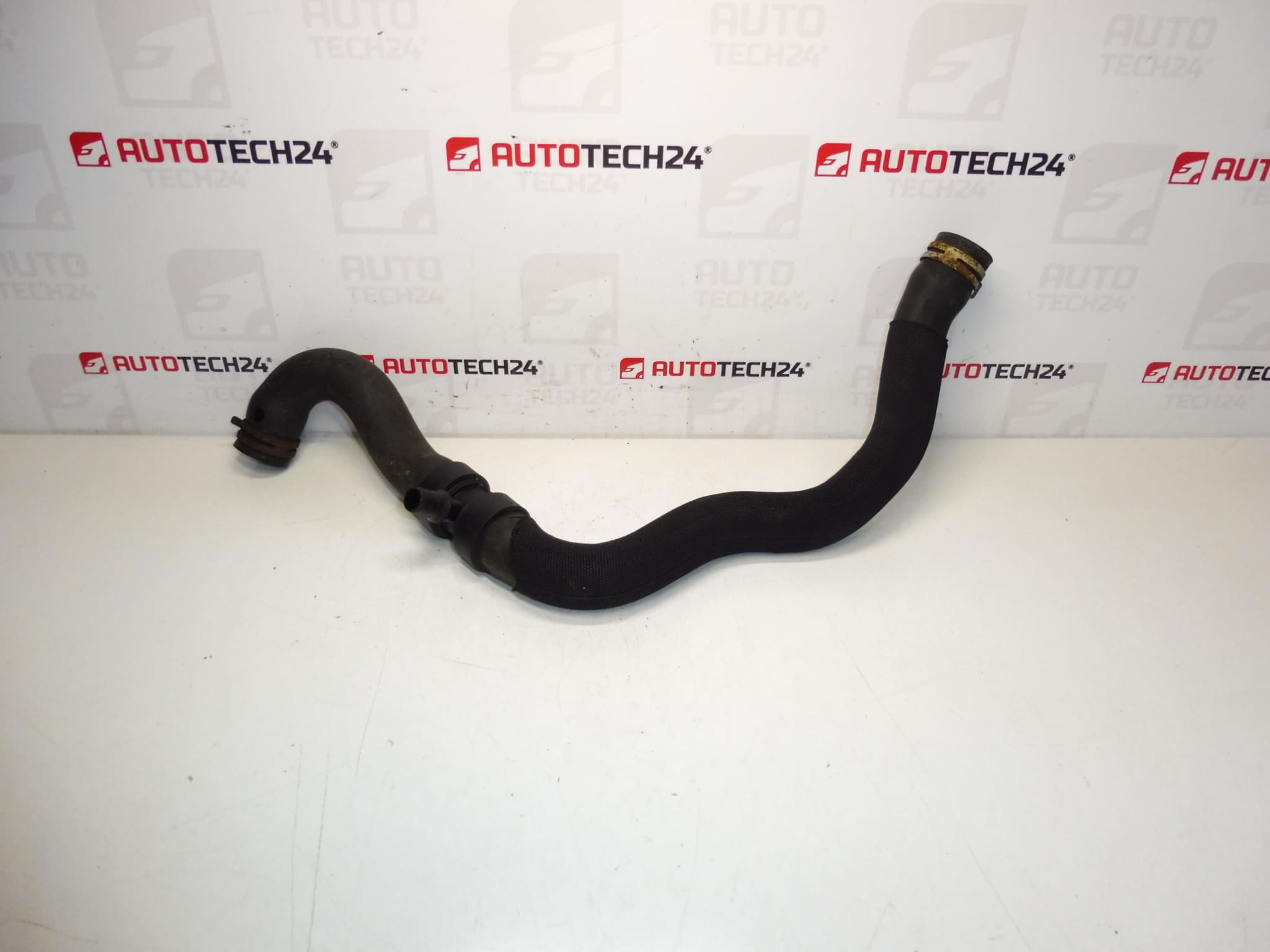Vattenslang Citroën Peugeot 2.0 HDI 135208