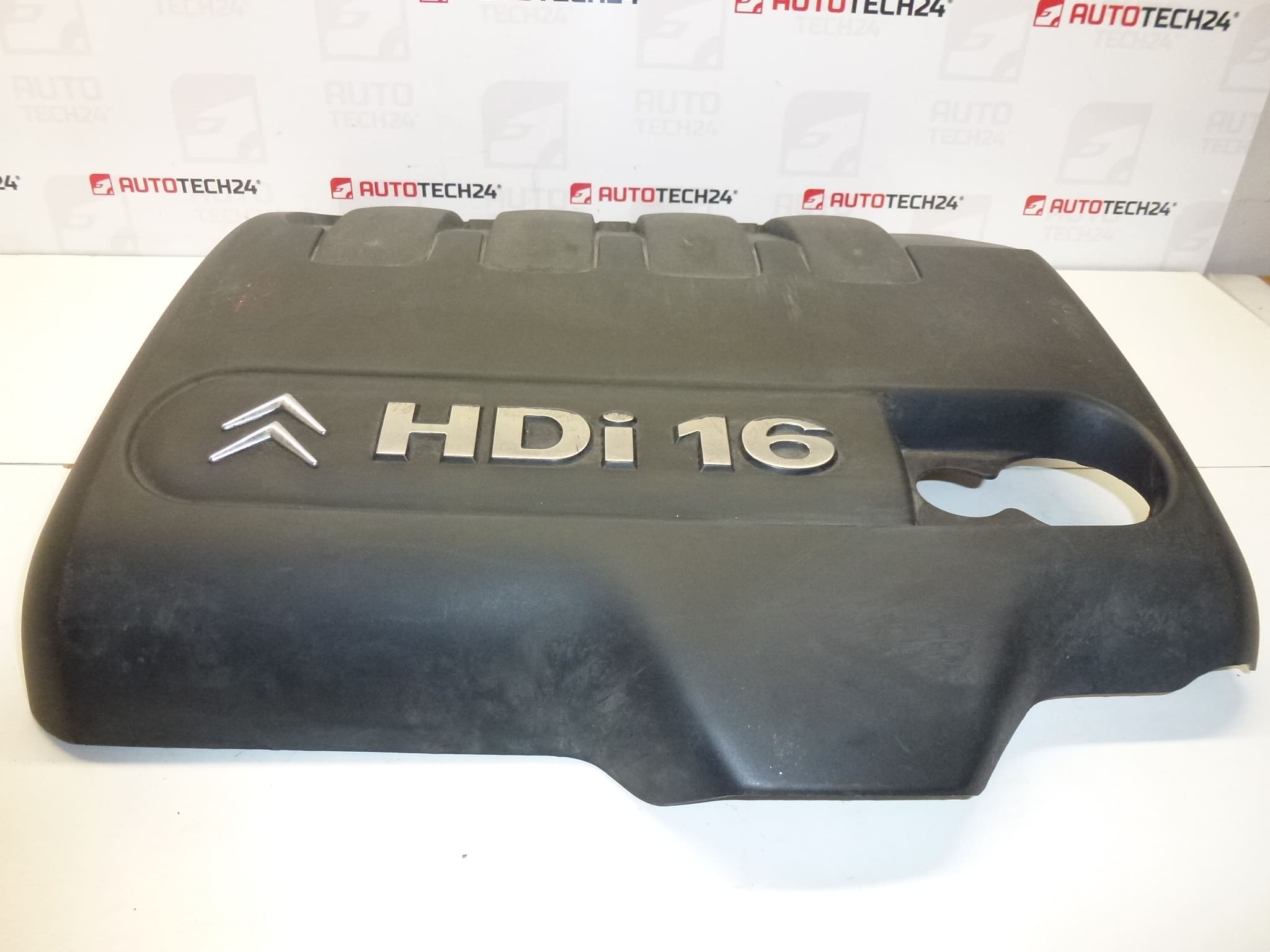 Motorkåpa 2.0 HDI RHR Citroën 9657955780 013770