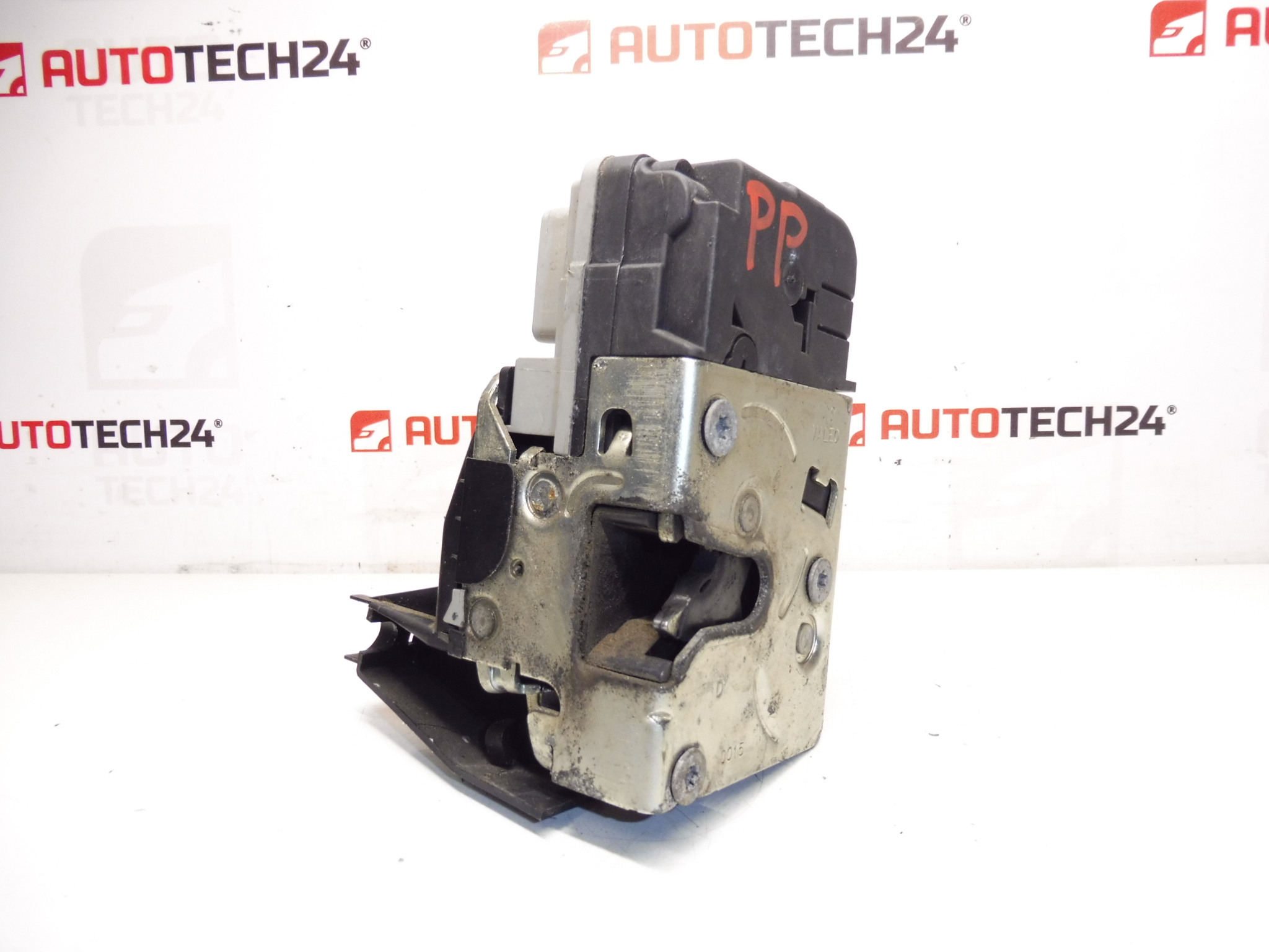 Lås Till Höger Framsätesdörr Passagerare Peugeot 307 9136Z9