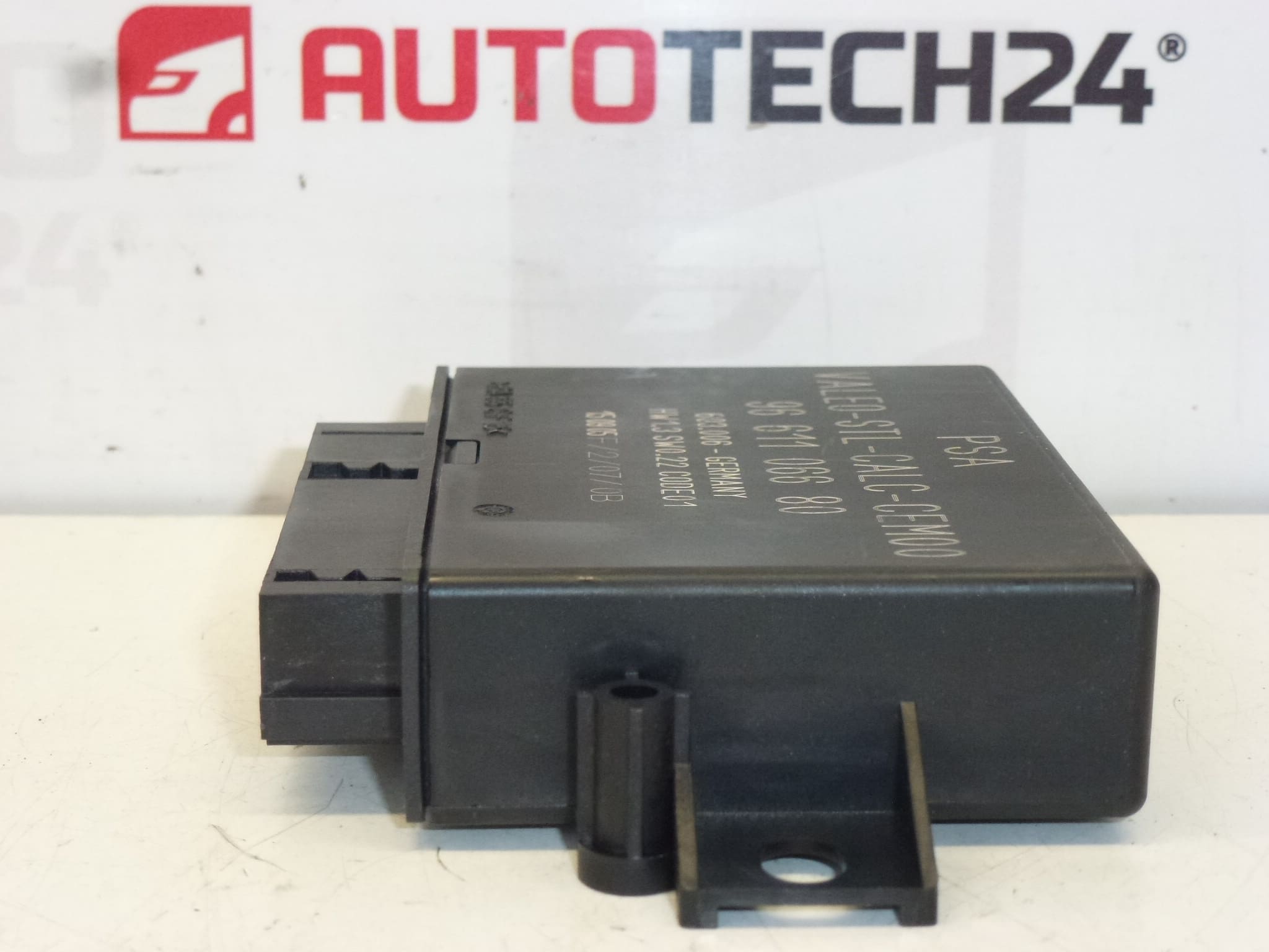 ECU AFIL Valeo Citroën C5 9661106680 6590AR - Bild 2
