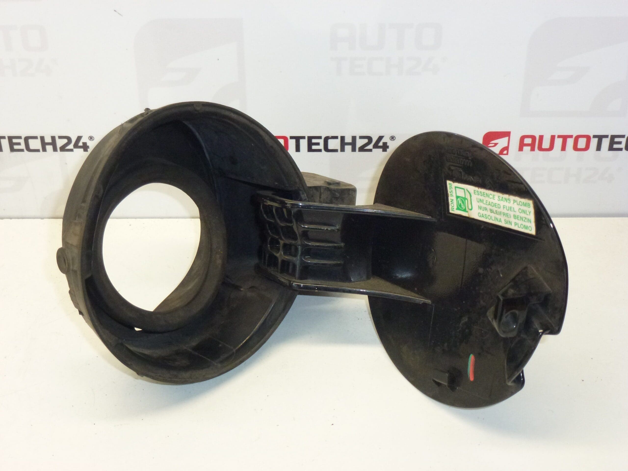 Tanklock Citroën C4 3-dörrars 9650817777 1517C0 EXL - Bild 2