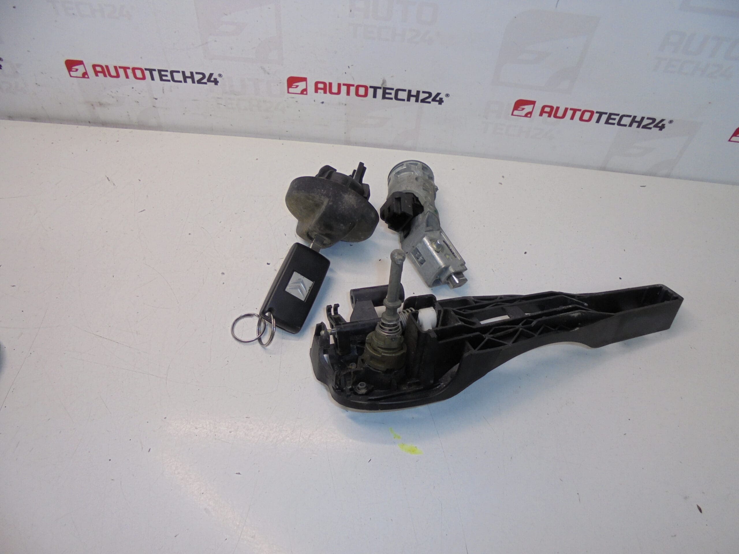 Låsset Citroën C2 C3 4162FP 4162EA