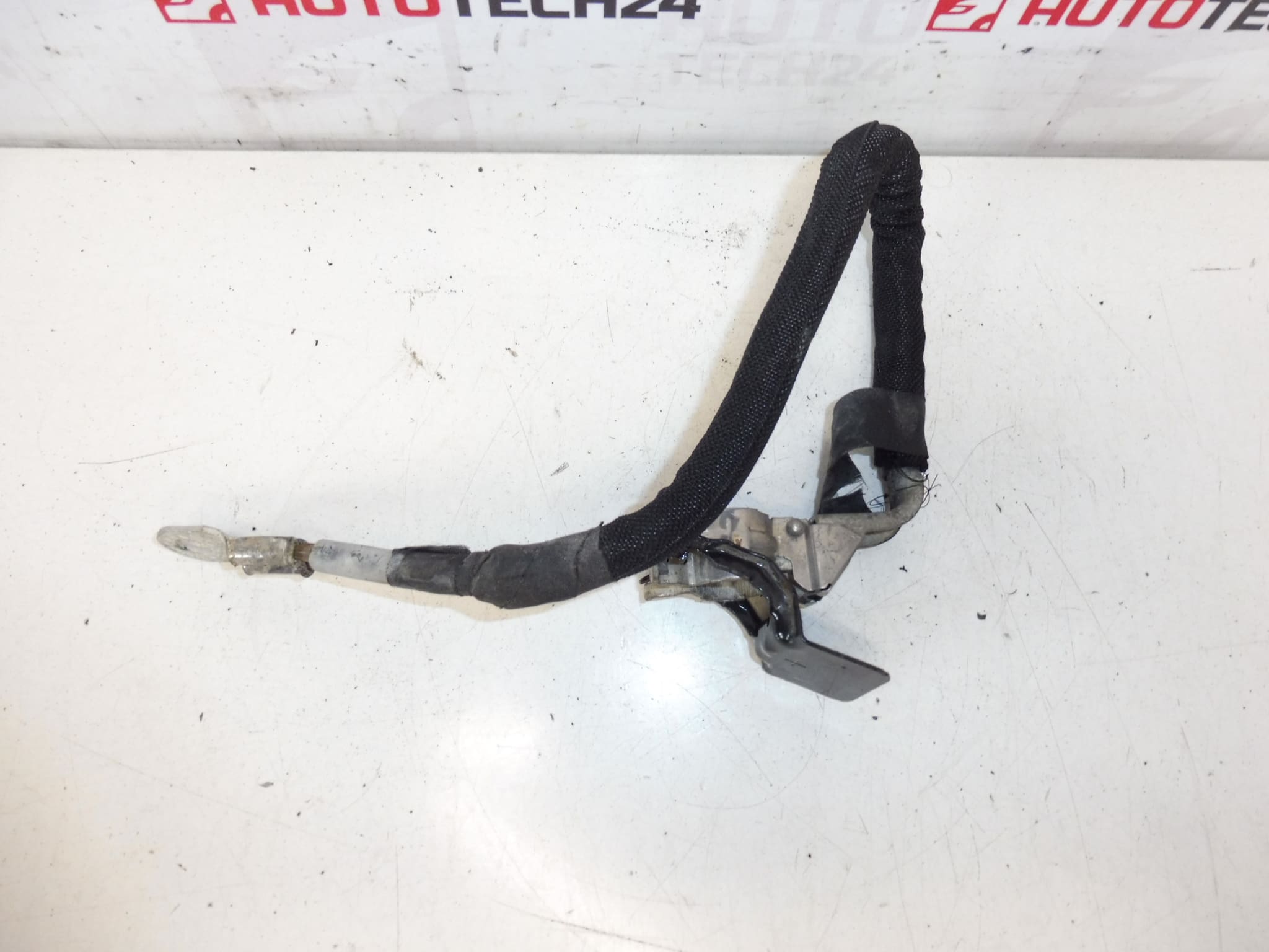 Anslutningskabel + pol i Peugeot-motor 9674808180 564621 - Bild 2