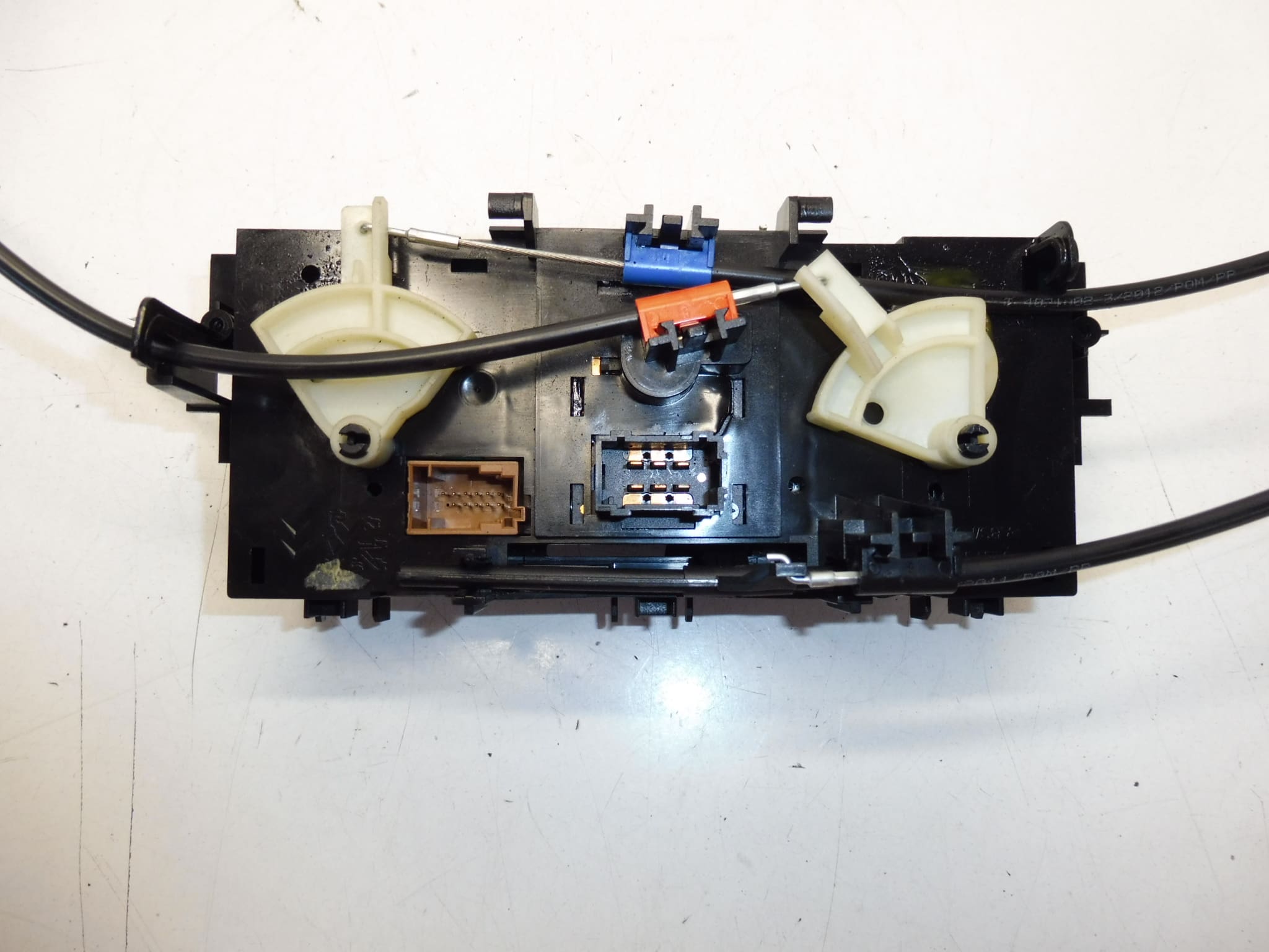 Citroen C3 II och DS3 luftkonditionering värmare kontroll 9675400280 - Bild 2
