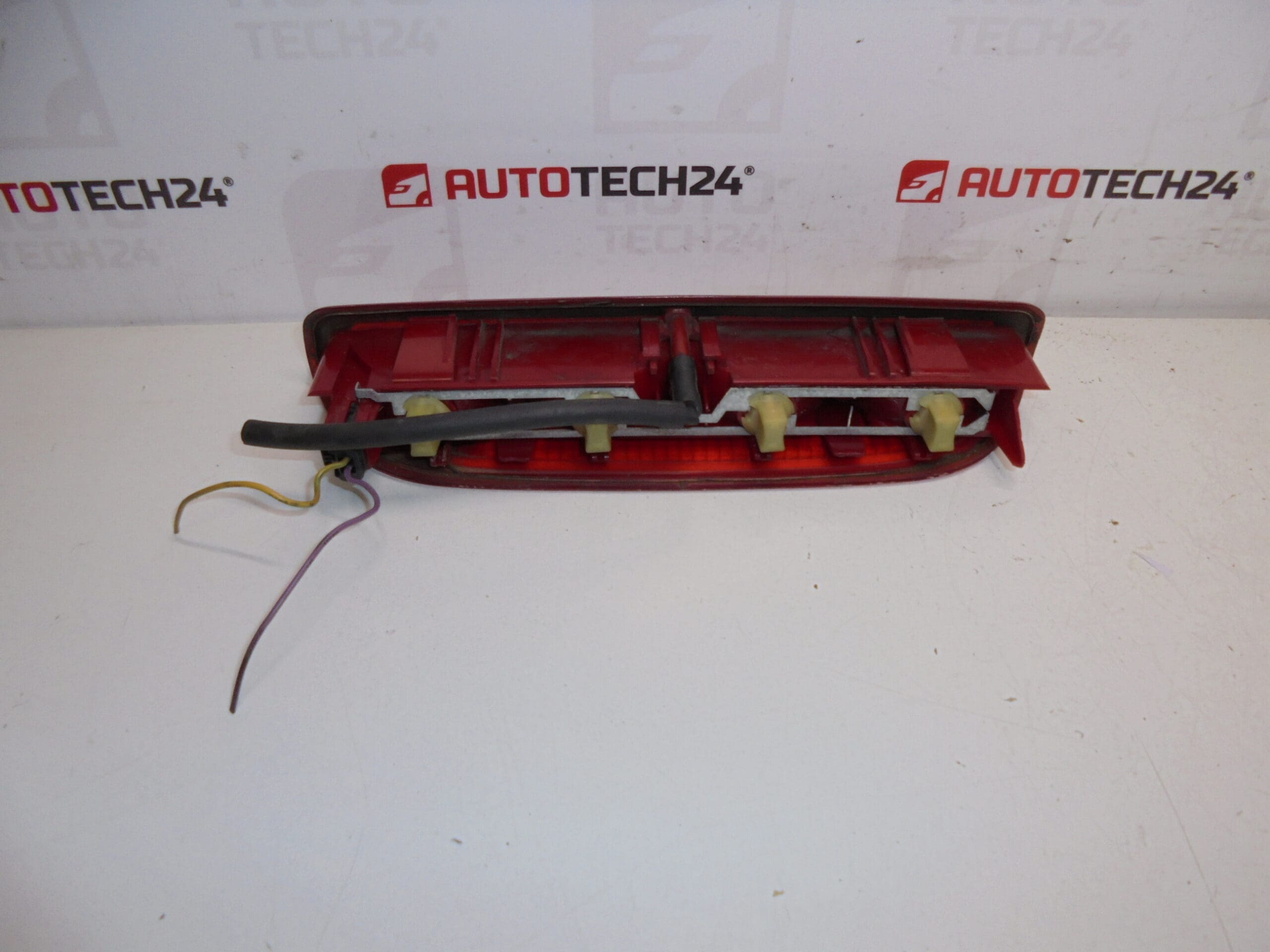 Bakbromsljus Peugeot 307 SW COMBI 6350Q2