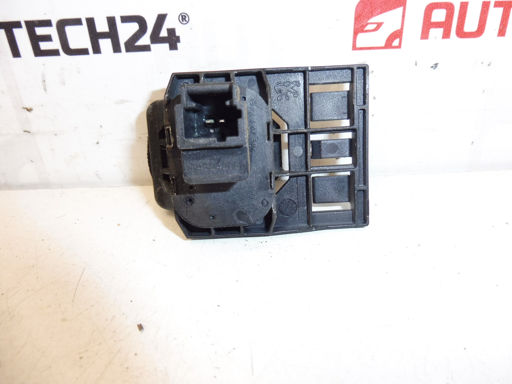 Knapp KKQD Peugeot 407 sedan 872565 872558