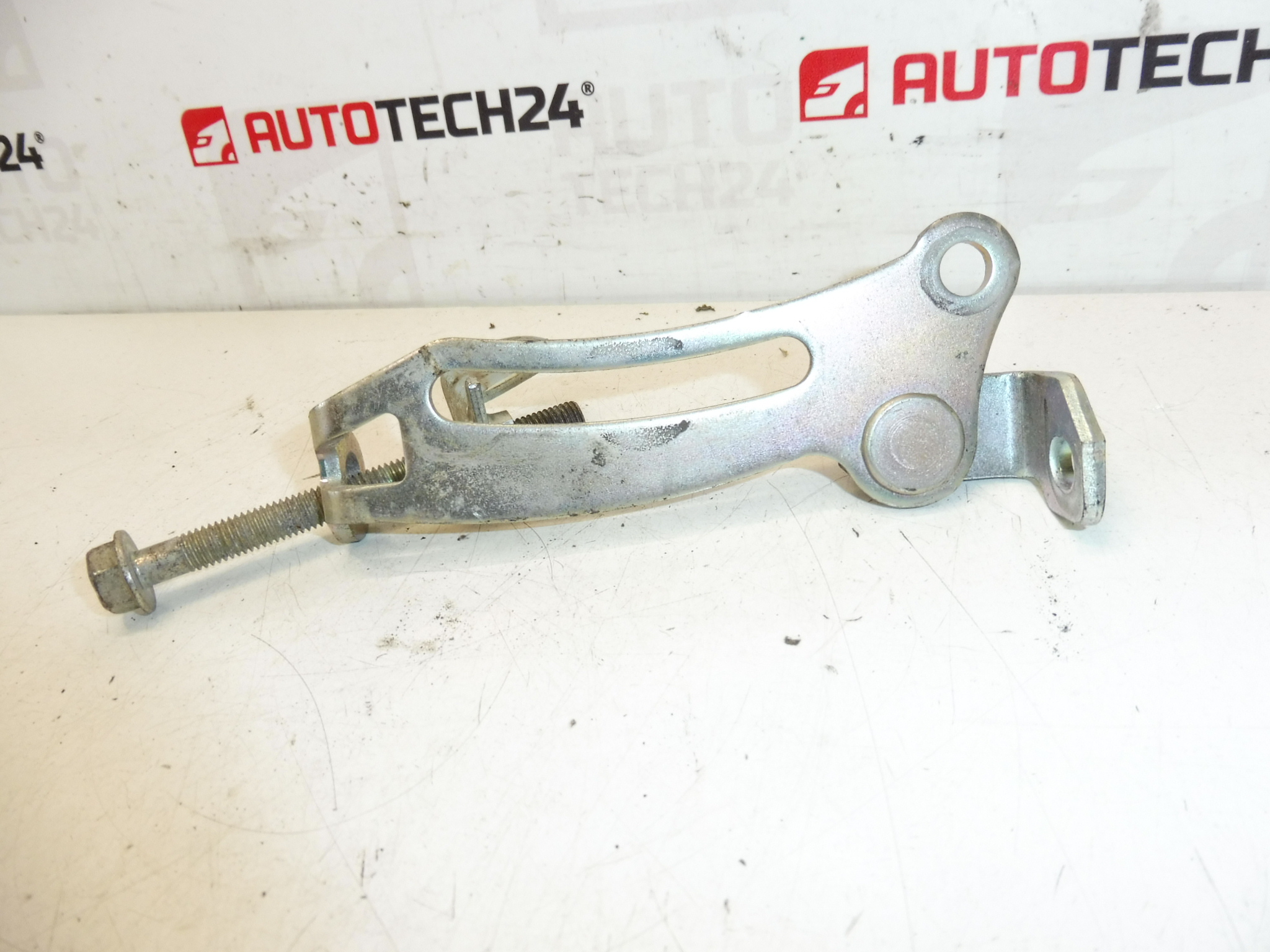 Remspännare Citroën C1 Peugeot 107 128143 5708A0 6822QX