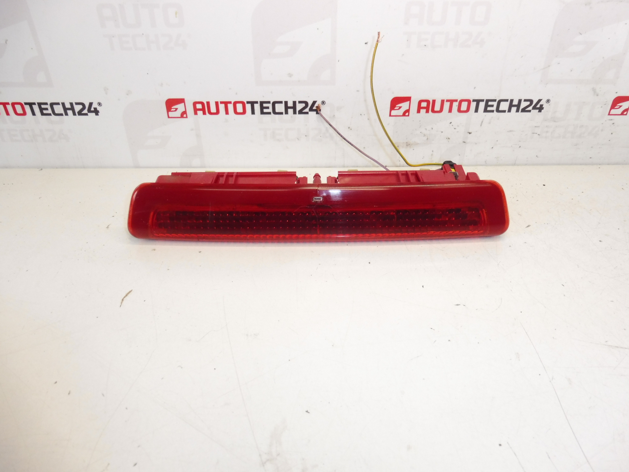 Bakbromsljus Peugeot 307 SW COMBI 6350Q2