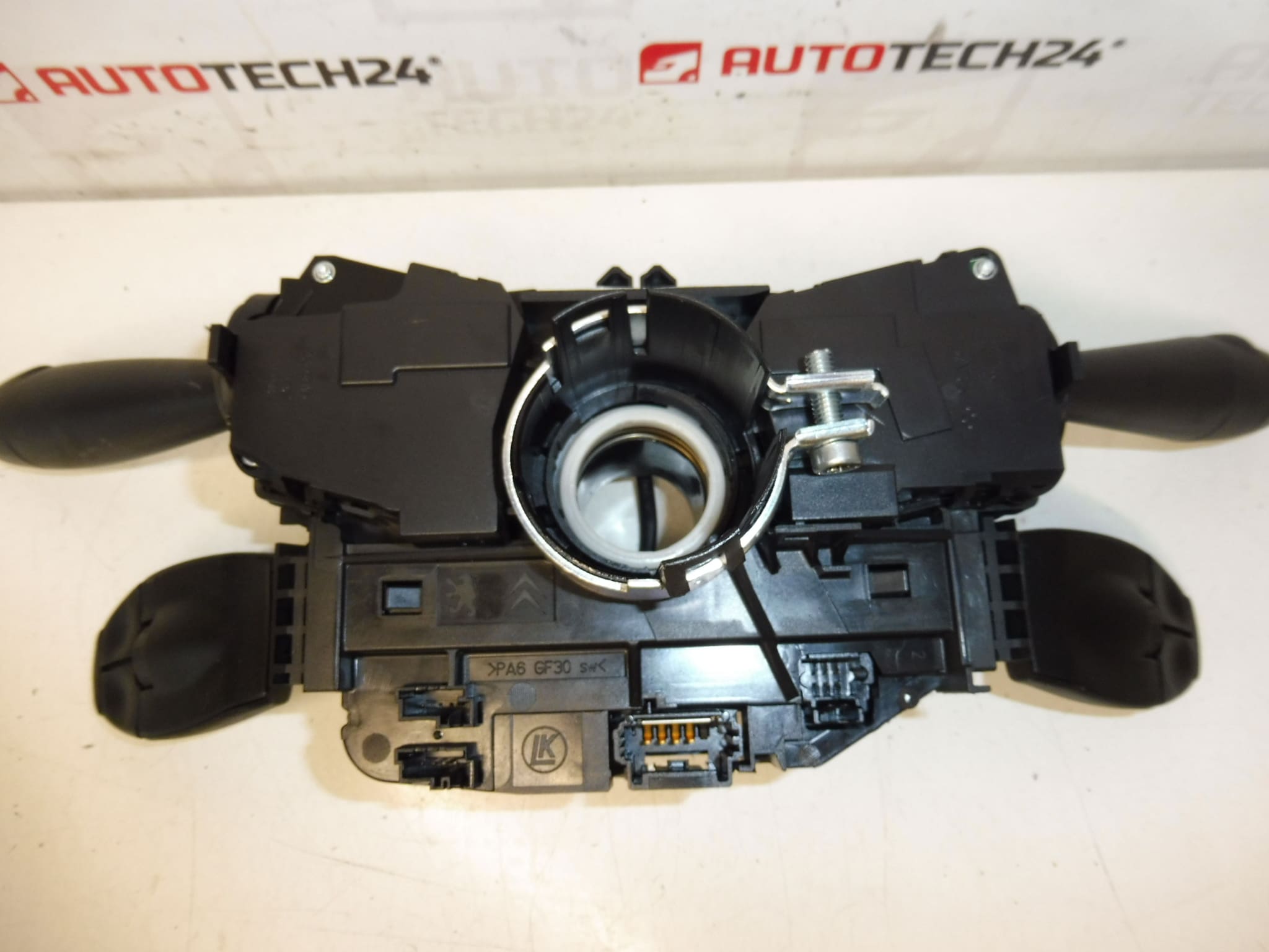 COM2008 Peugeot 3008 5008 Spakkontroller 96773911ZD - Bild 2