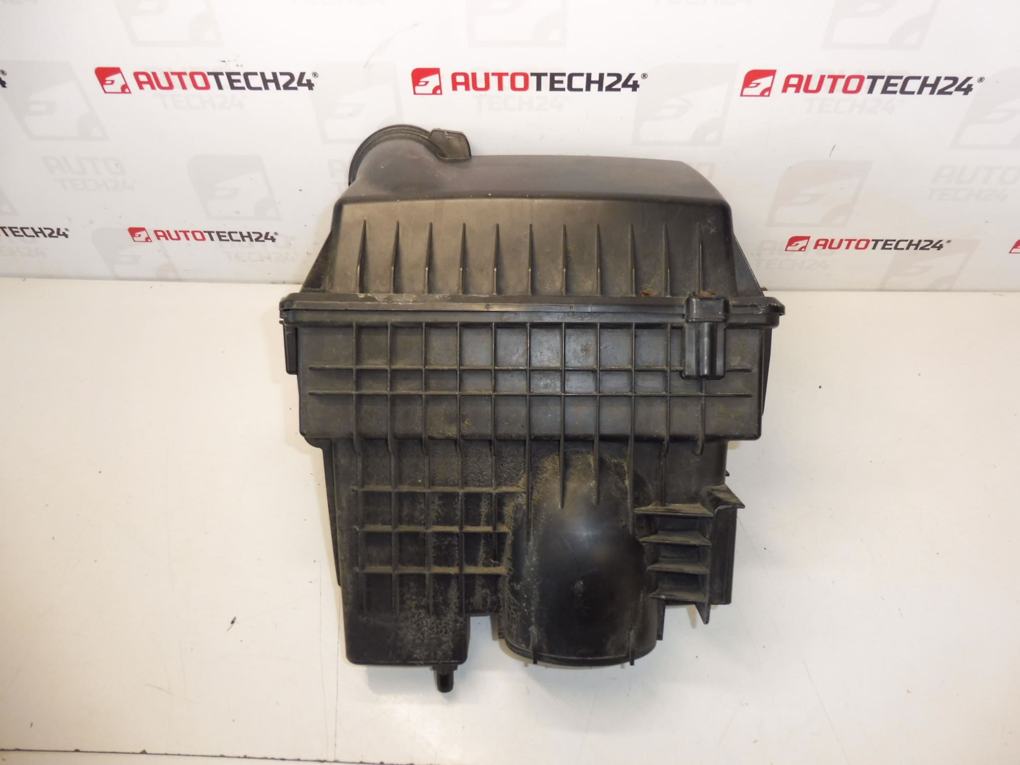 Filterlåda Citroën Peugeot 2.0 HDI 9653388980 1420Q2
