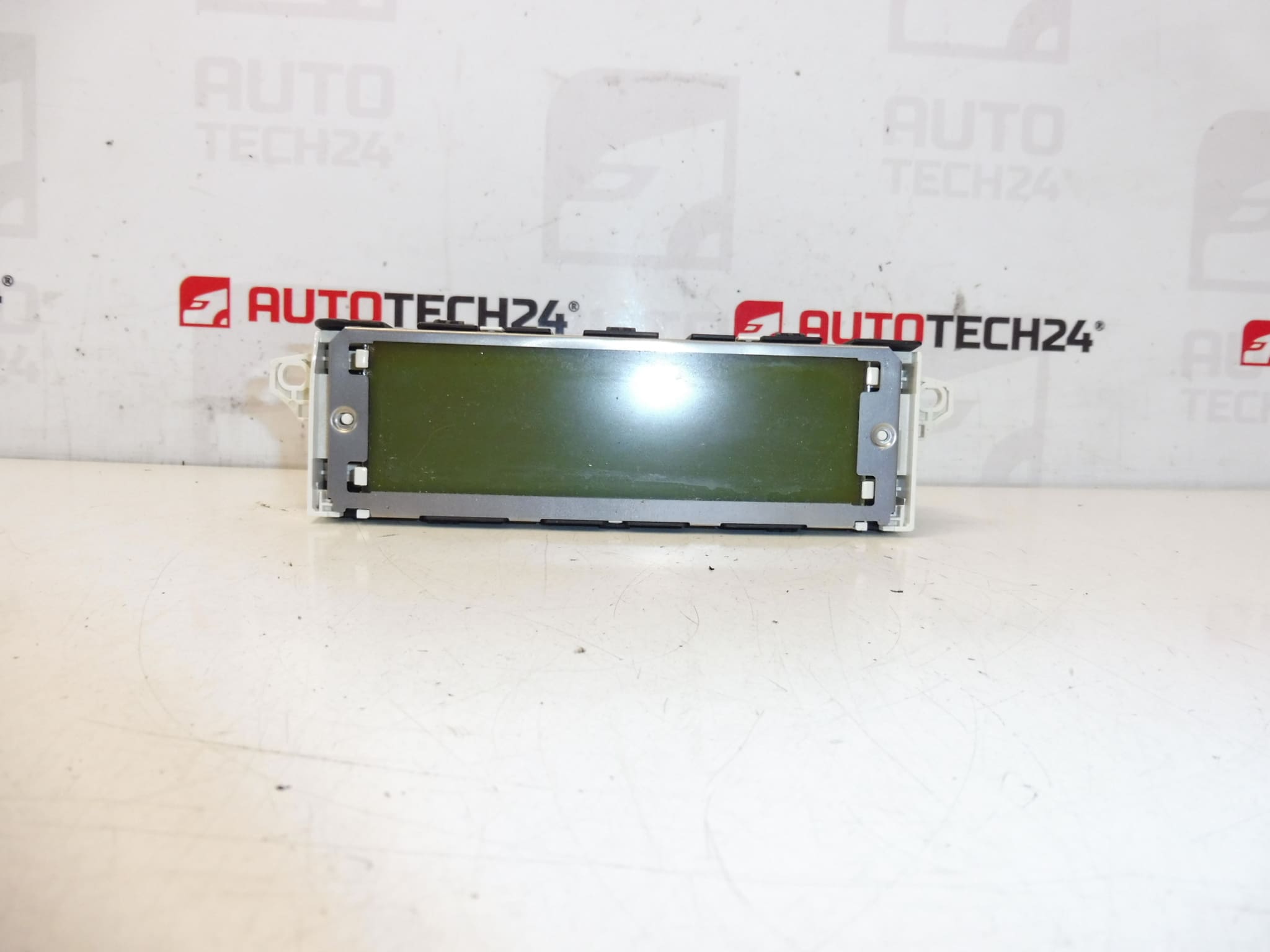 Peugeot 407 datorradioskärm 9678150980 659349