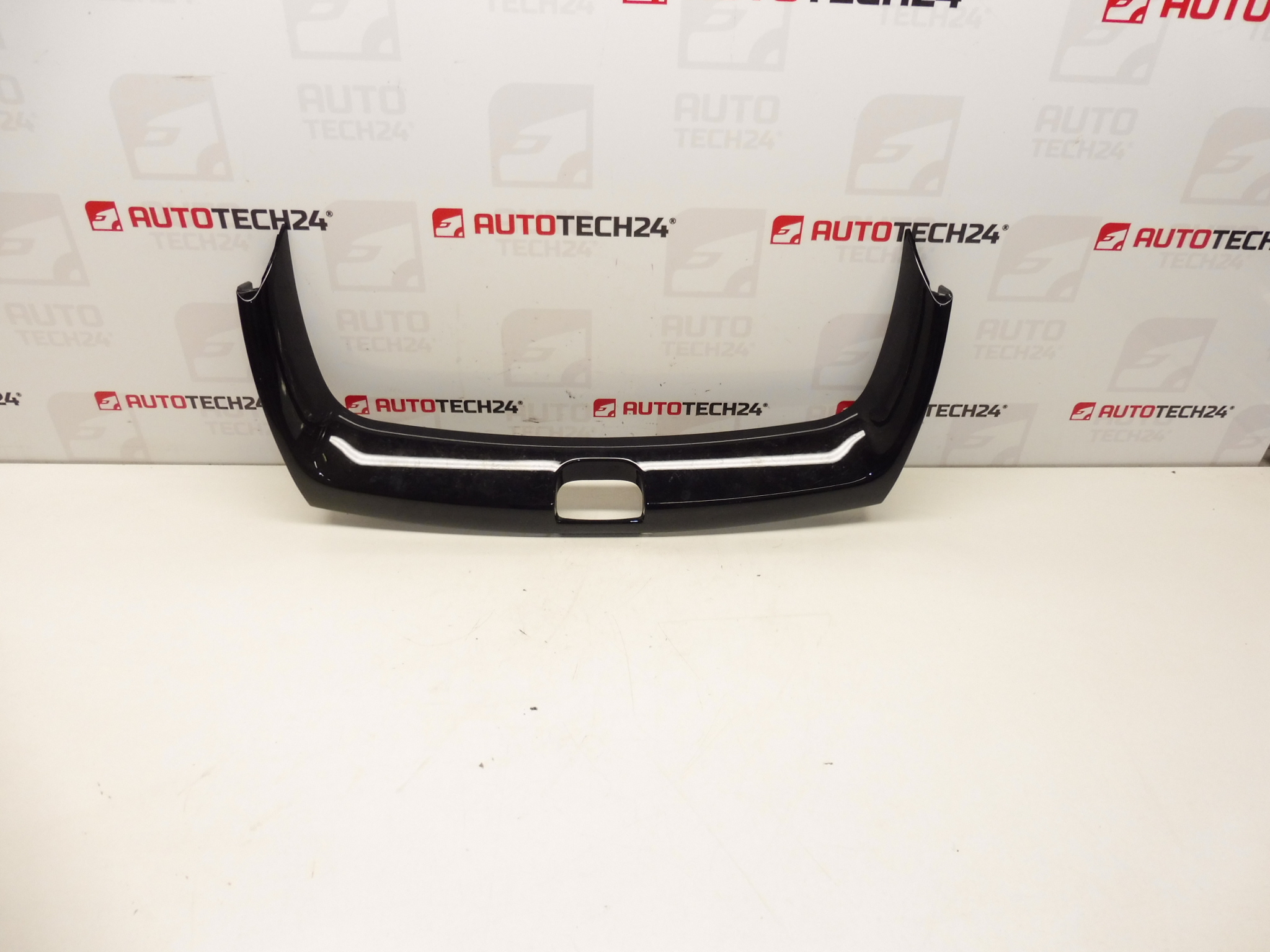 Dekorativt Lock Citroën C4 Picasso 9681036277 8209J2