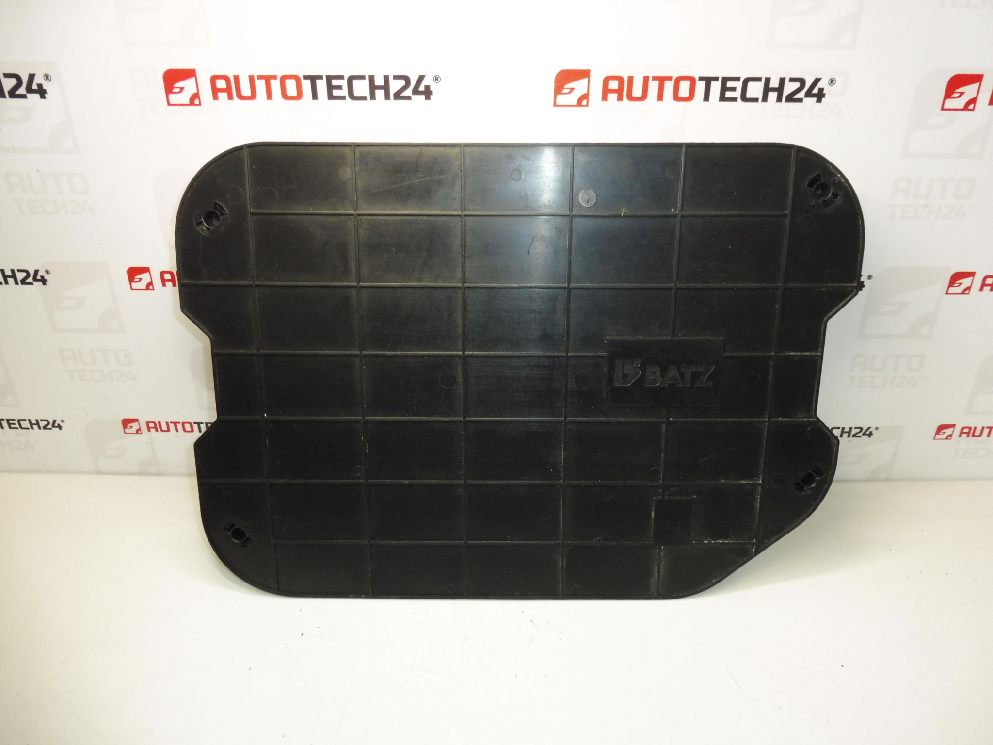 Verktygsset, Domkraft, Hjulnyckel, Dragögla till Citroën C4 Picasso 6736A7 674418 672594 671809 671739