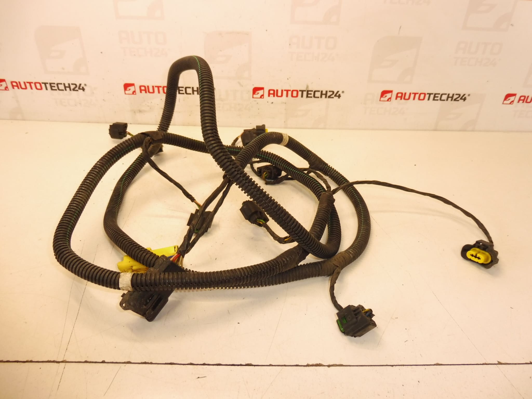Citroen C4 Picasso främre dimljus och sensorsele 9663255080 6575Y2 - Bild 2