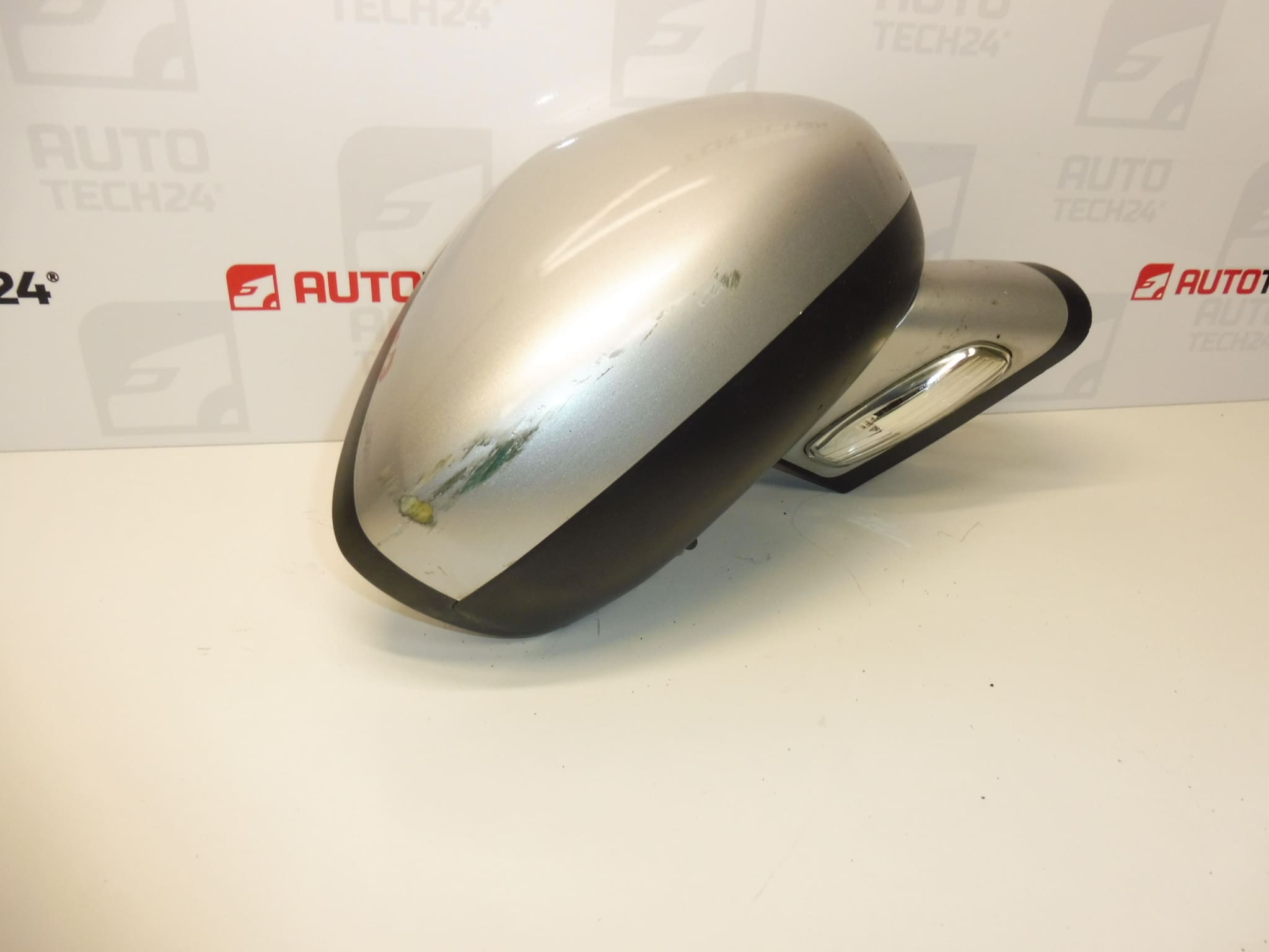 Bakre passagerarspegel Citroen C4 II B7 EZRC 1607024580