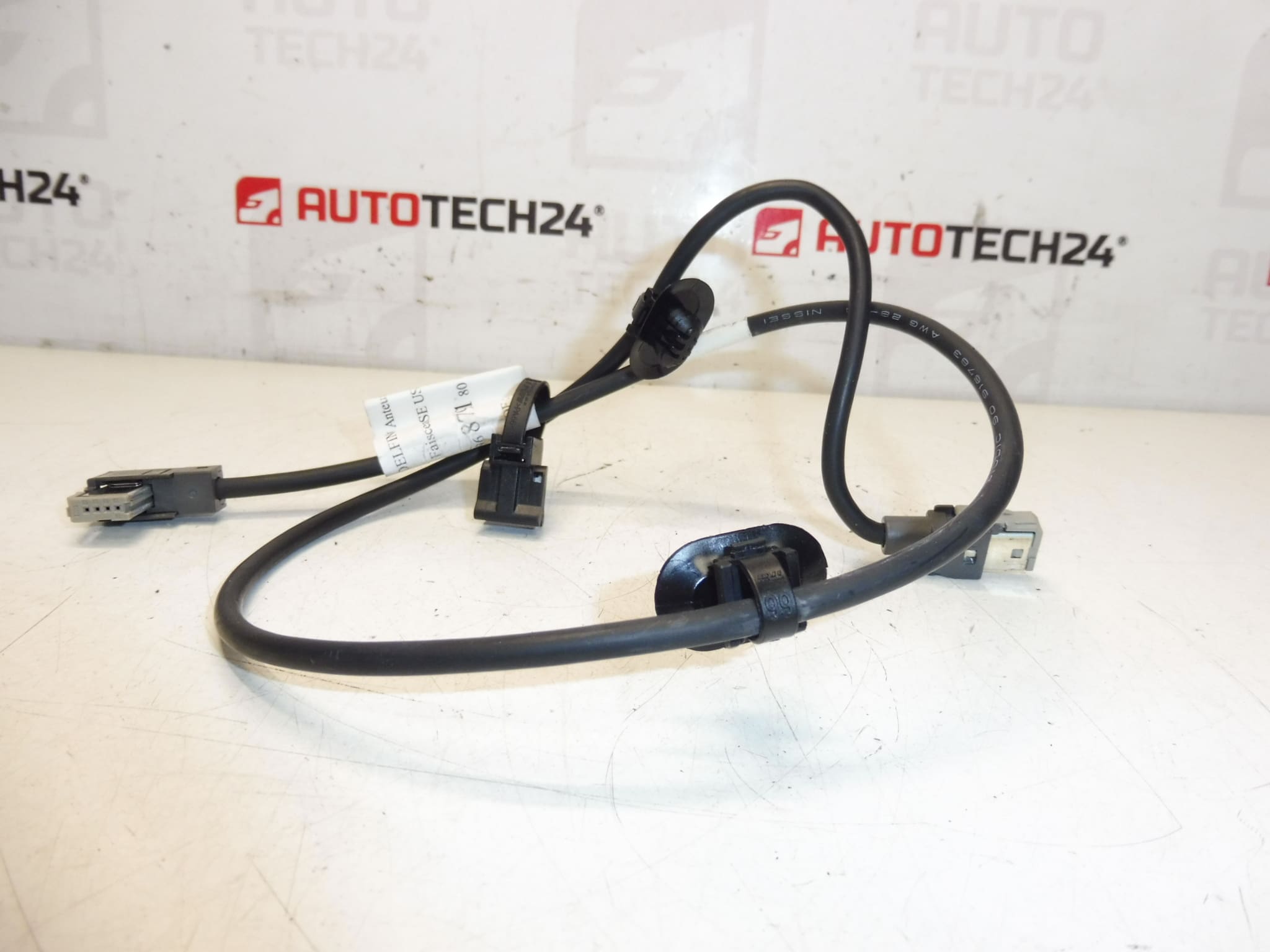 Citroen Peugeot USB Volym 9687949180 6586ZS - Bild 2
