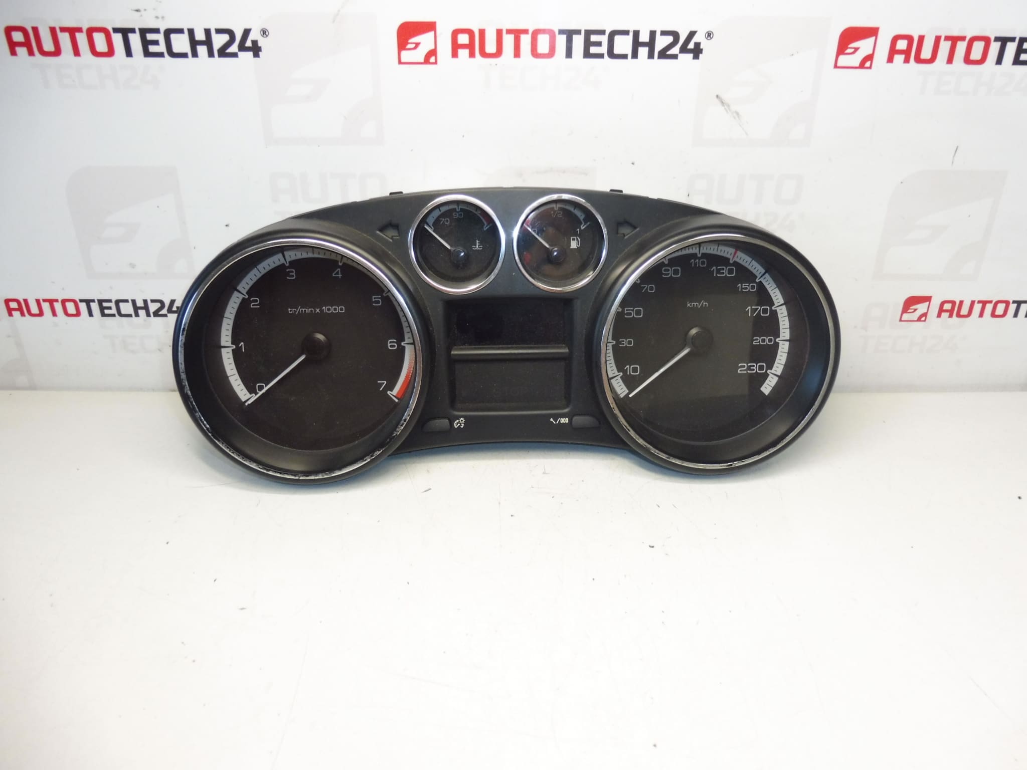 Hastighetsmätare Peugeot 308 9666642080 9806132380 6103HR