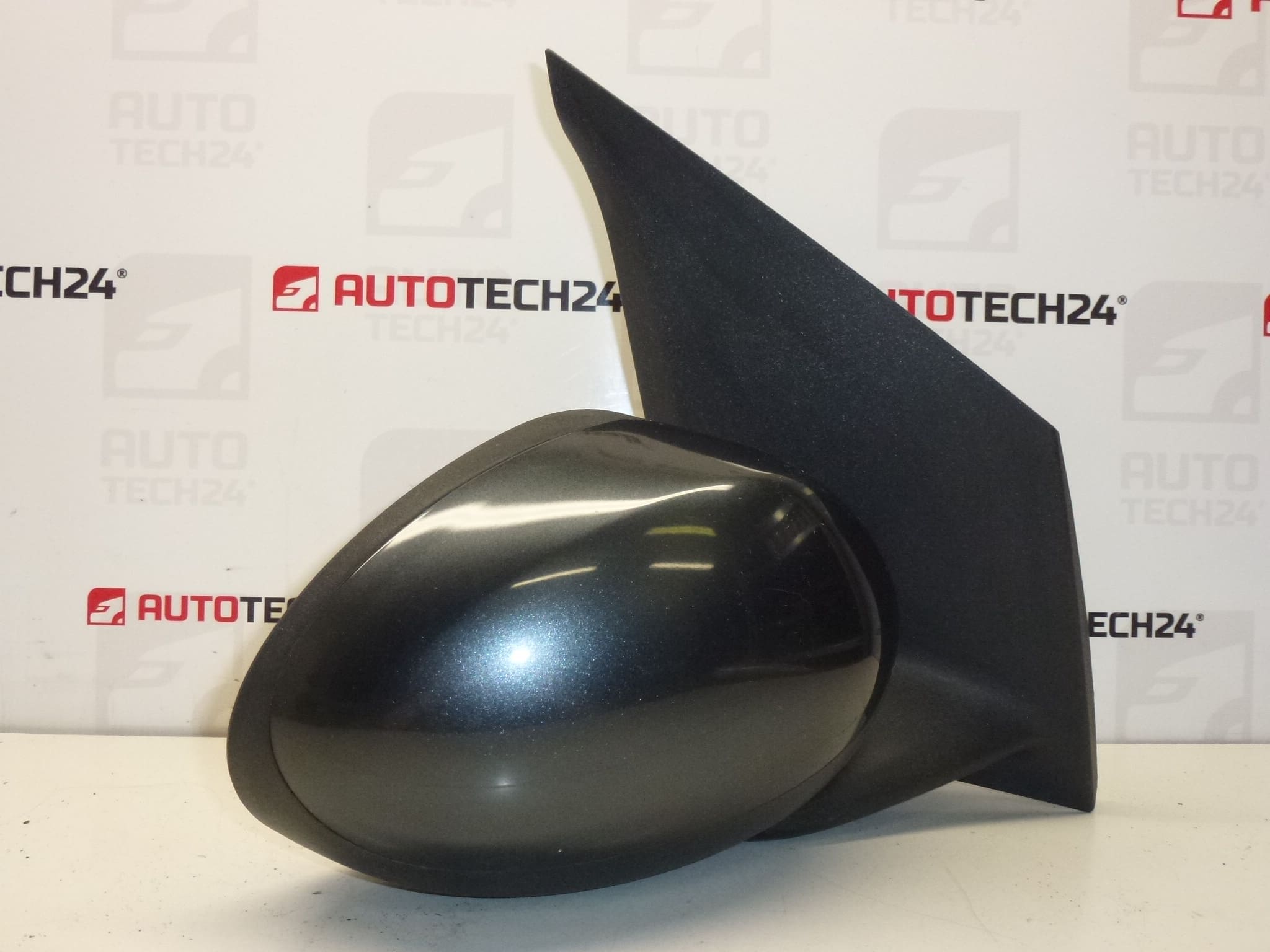 Höger spegel KTA Citroën C1 Peugeot 107 87910-0H010 87910-0H011
