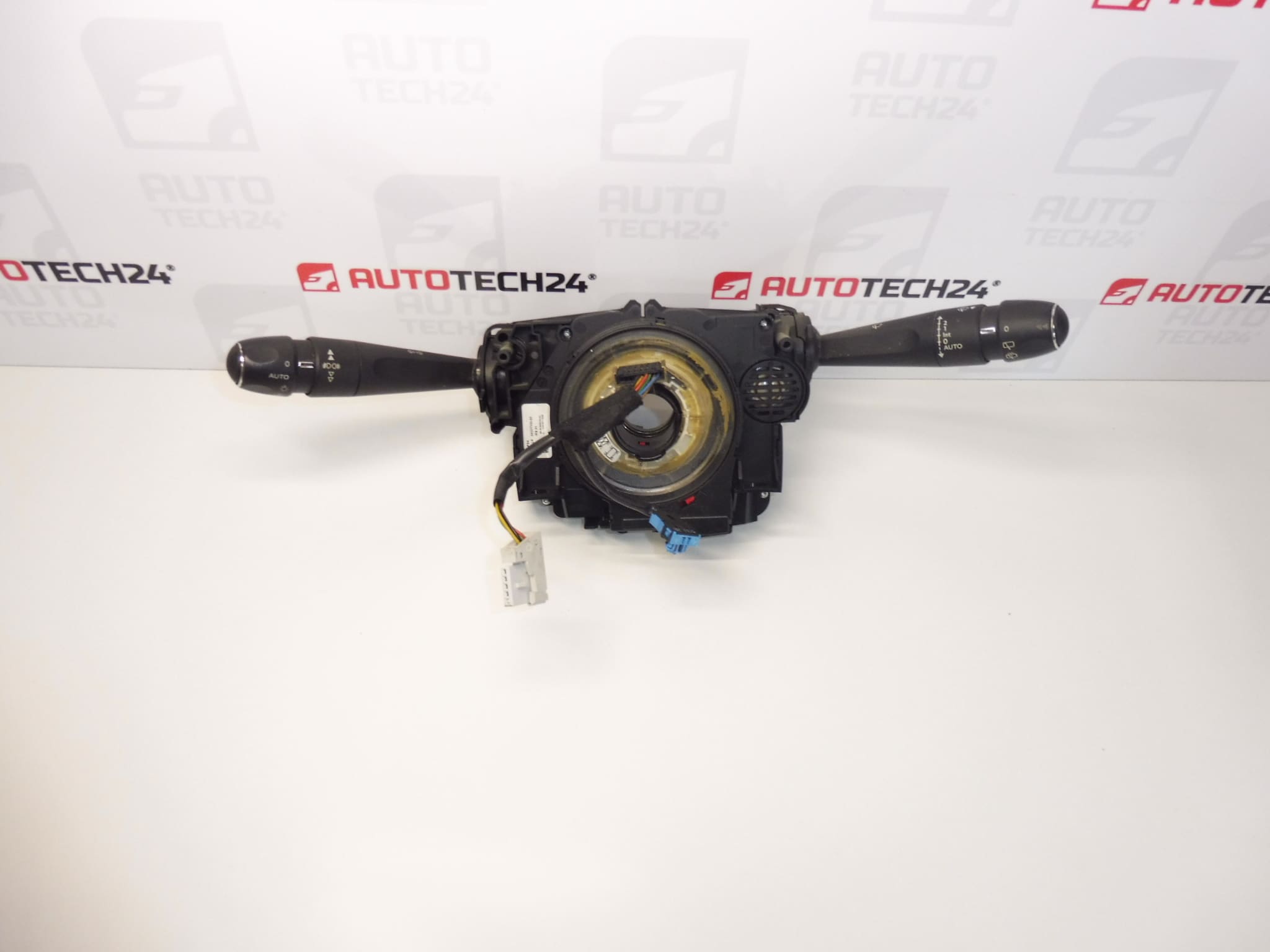 Spakdrivrutiner COM2008P Citroën Peugeot DS 96759252XT 6243C6