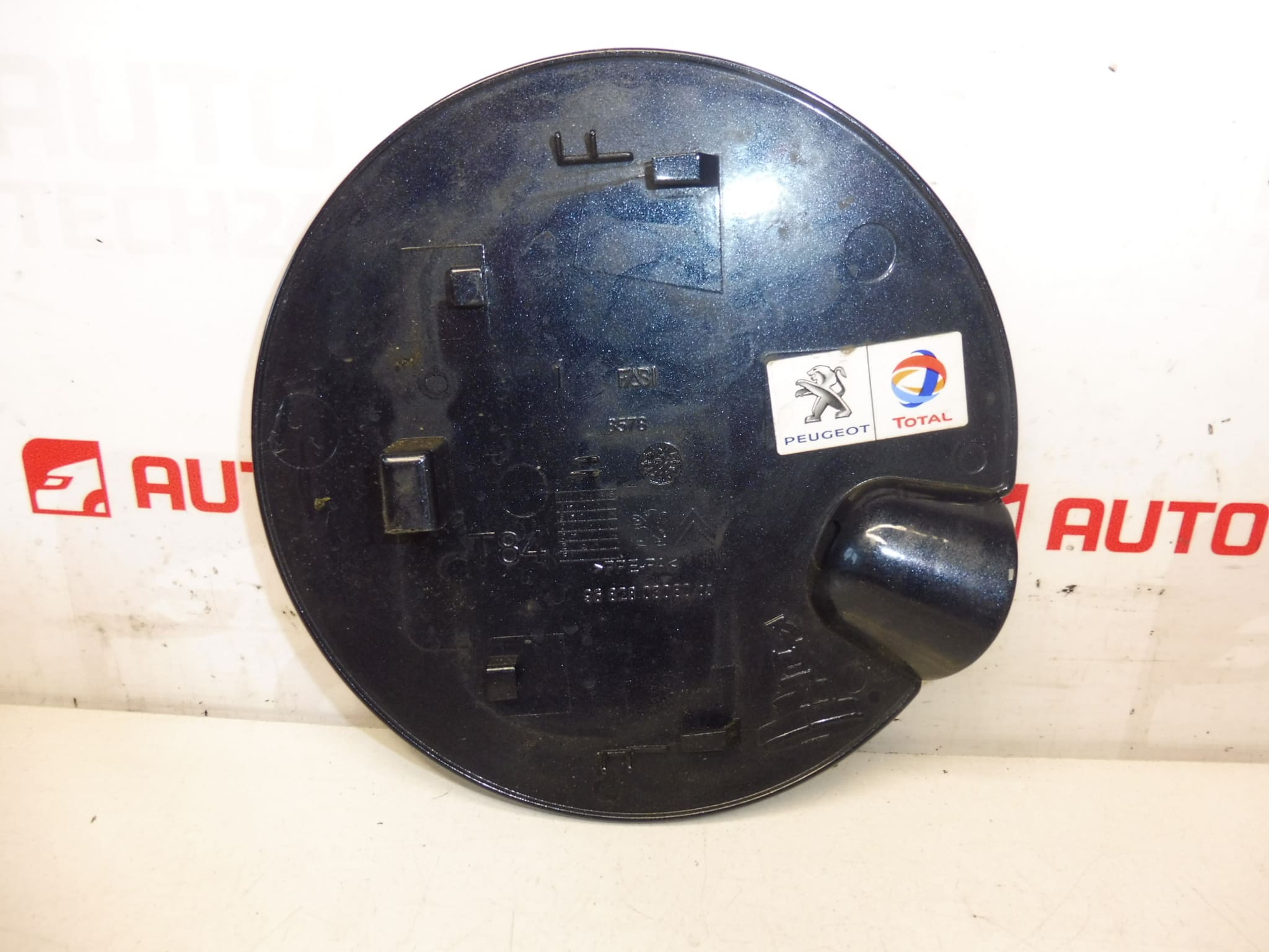 Tanklock KGNC Peugeot 3008 9682803080 1517G9 - Bild 2