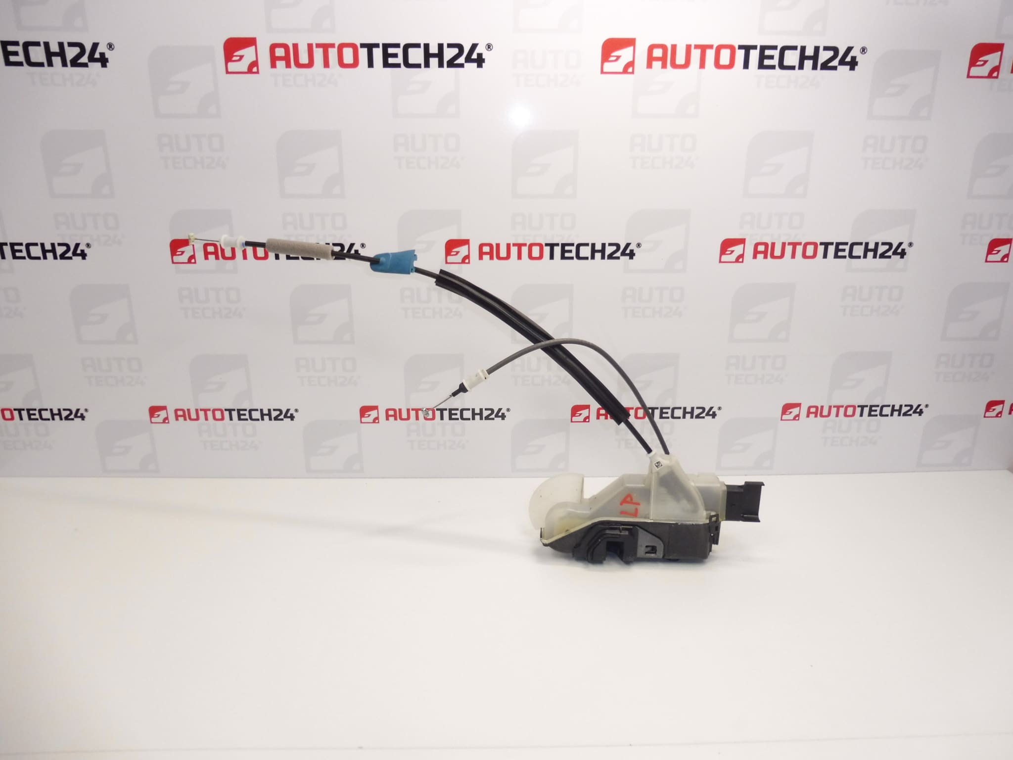 Dörrlås till förardörr Citroën Peugeot 9816343480